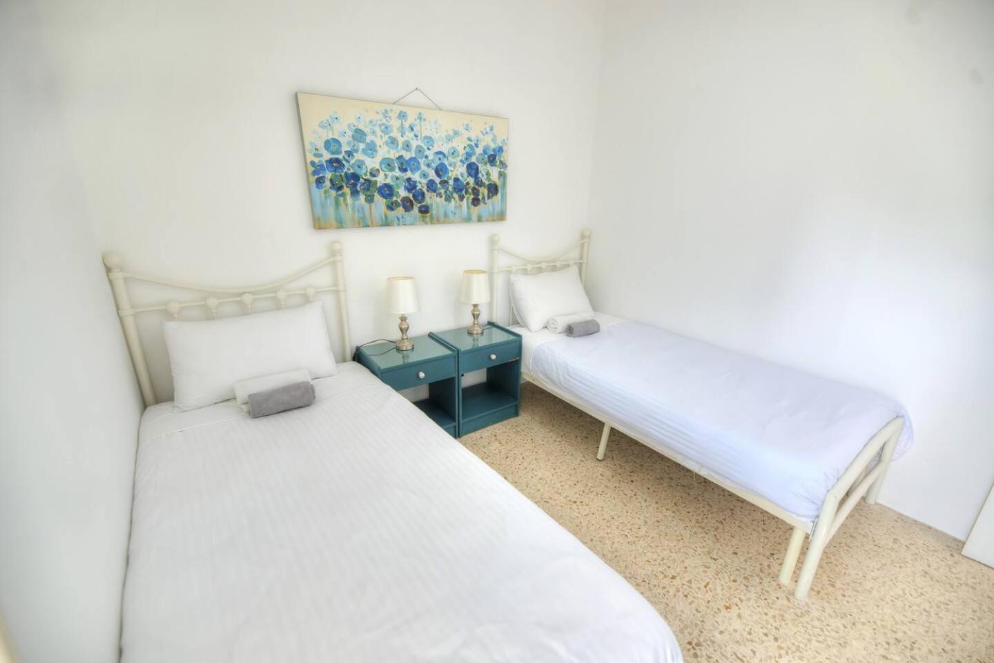 2 bedroom flat near seafront & Valletta ferry RSEG1-1 view 4