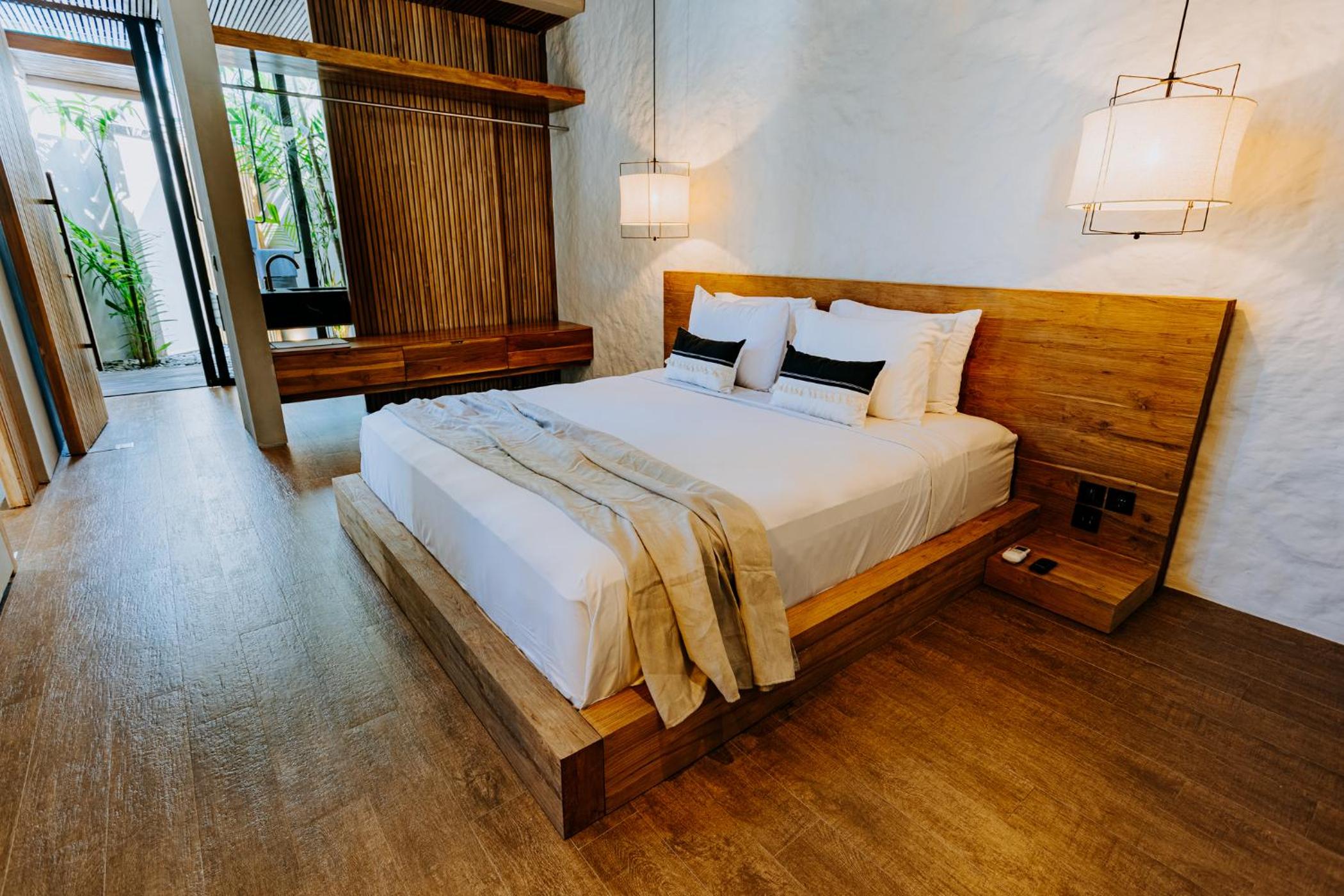Villa FEH Bali by House of Winds - Neo Tropical Eden near Canggu