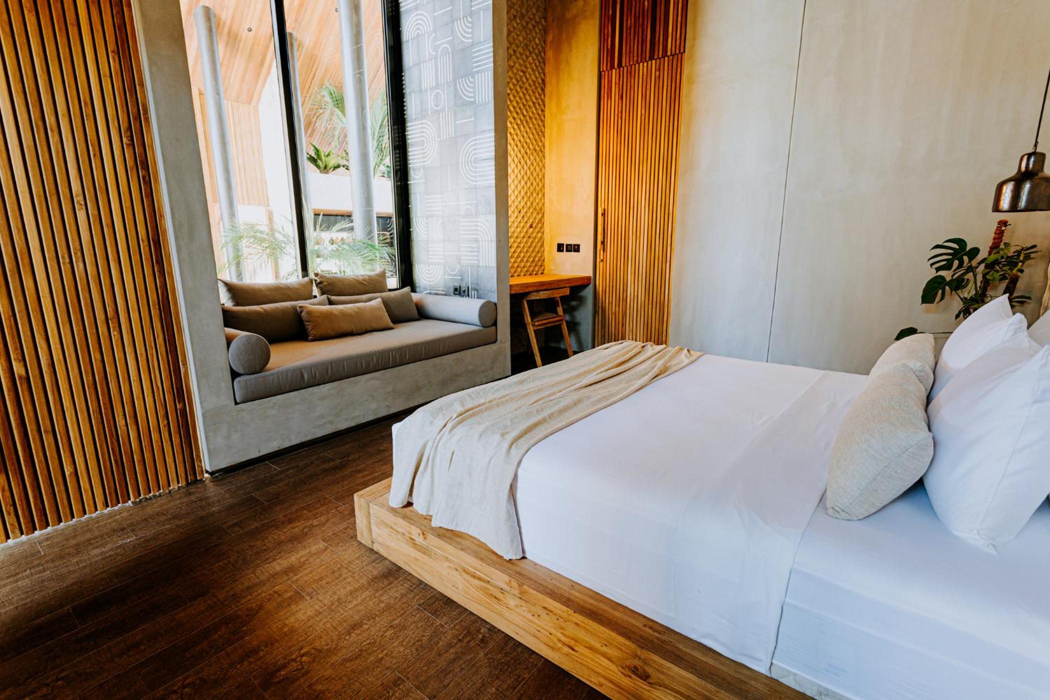 Villa FEH Bali by House of Winds - Neo Tropical Eden near Canggu