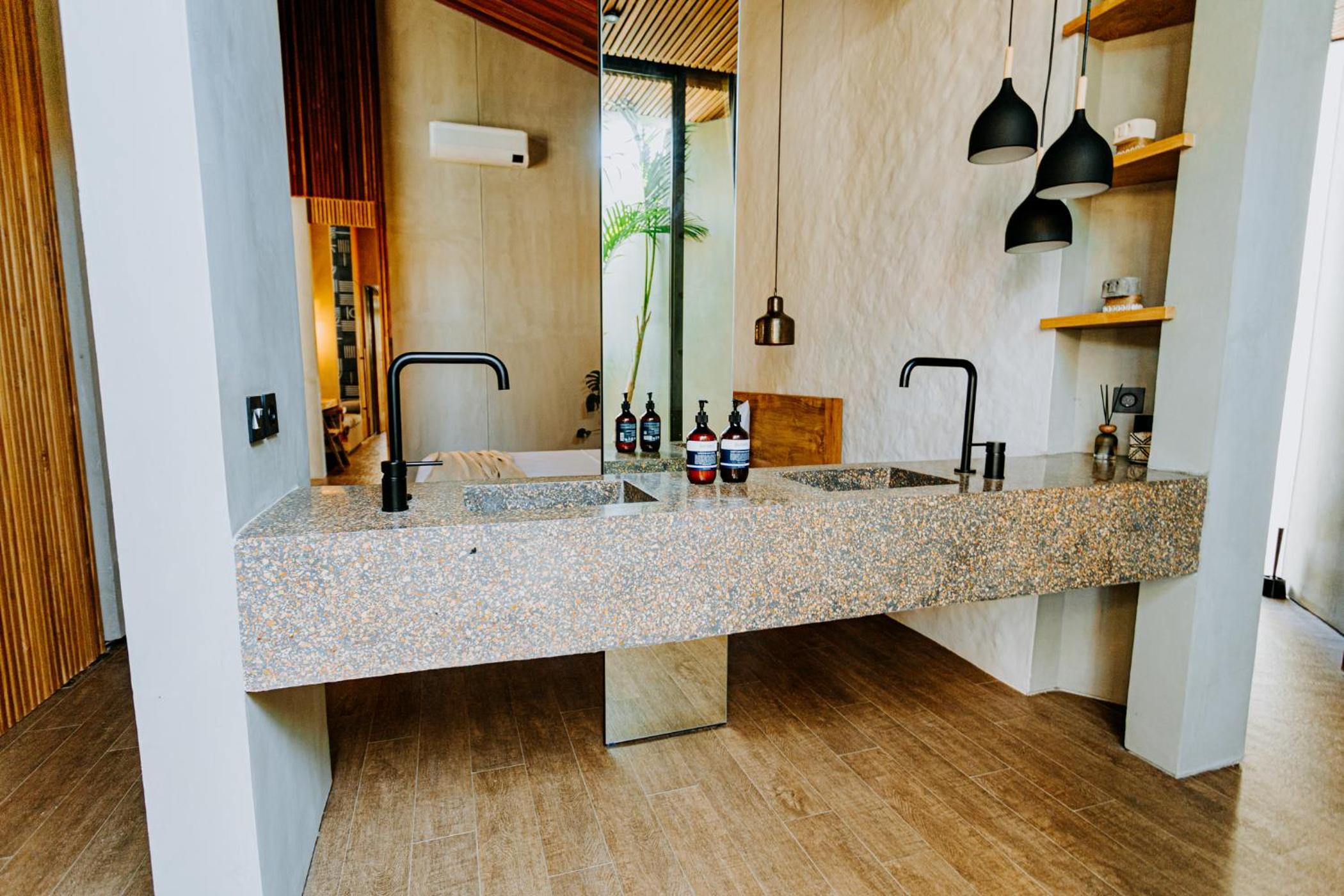 Villa FEH Bali by House of Winds - Neo Tropical Eden near Canggu