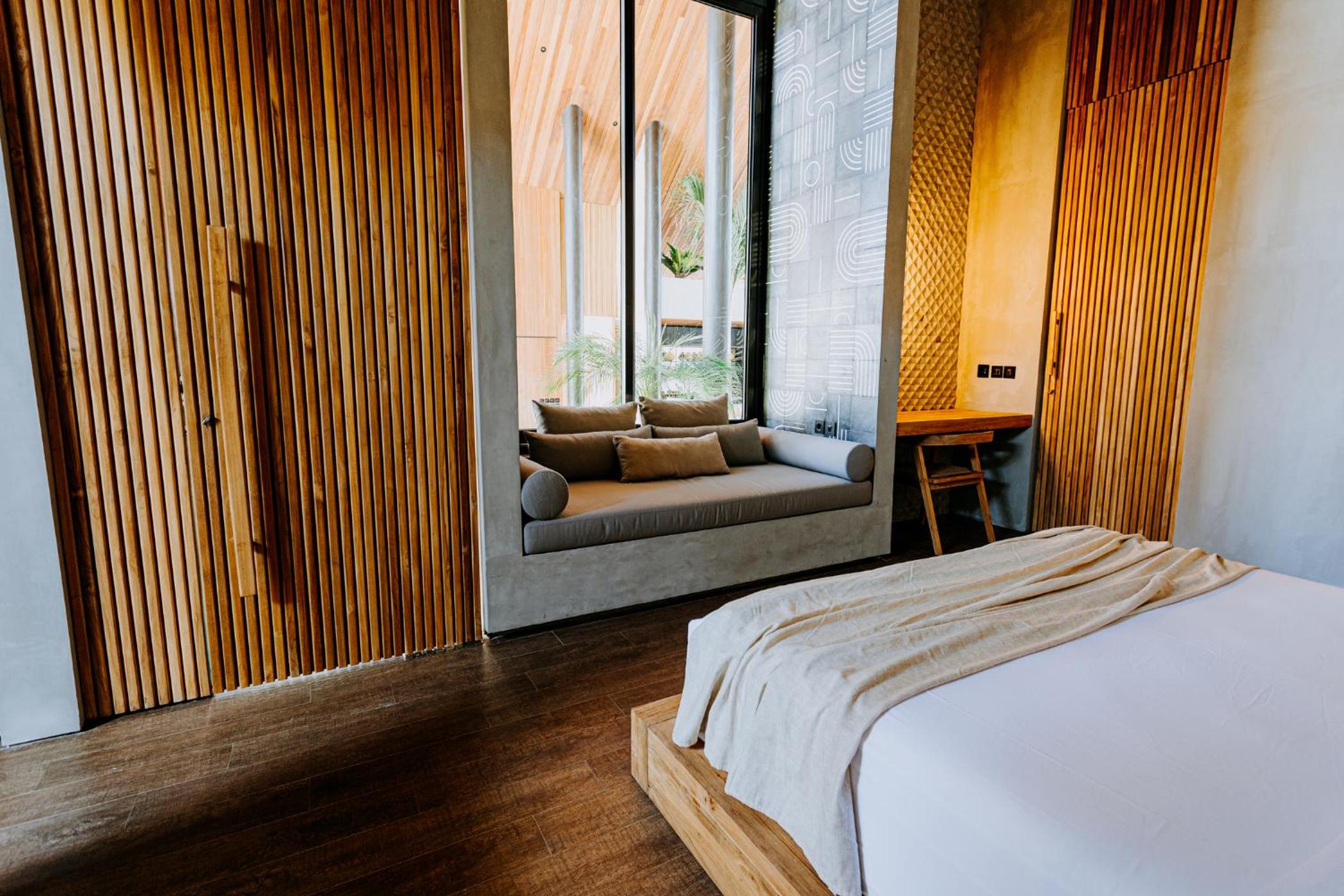 Villa FEH Bali by House of Winds - Neo Tropical Eden near Canggu