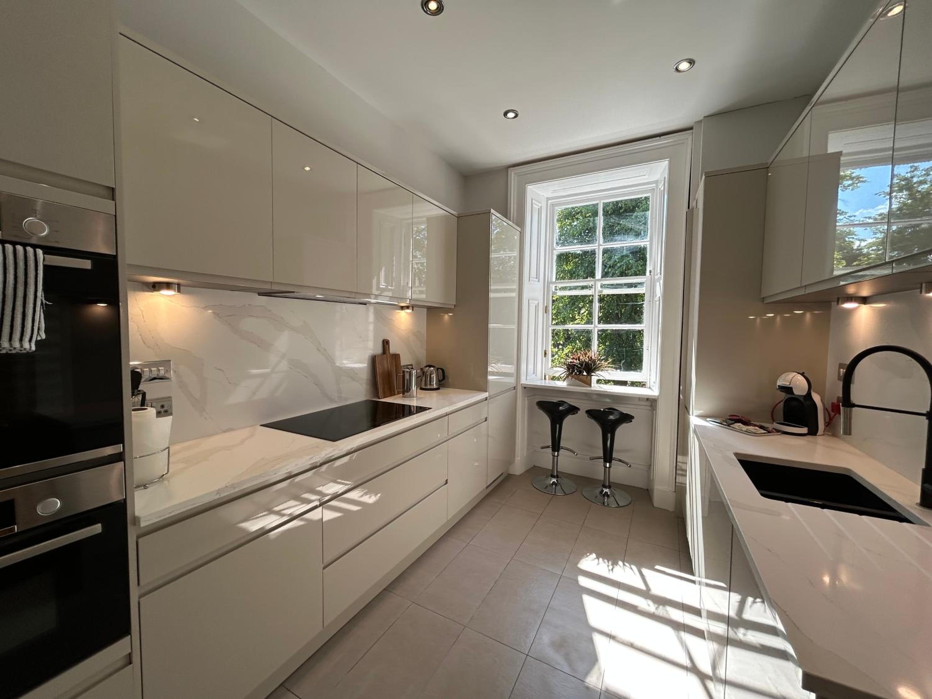 Crown Circus Apartment by Principal Apartments