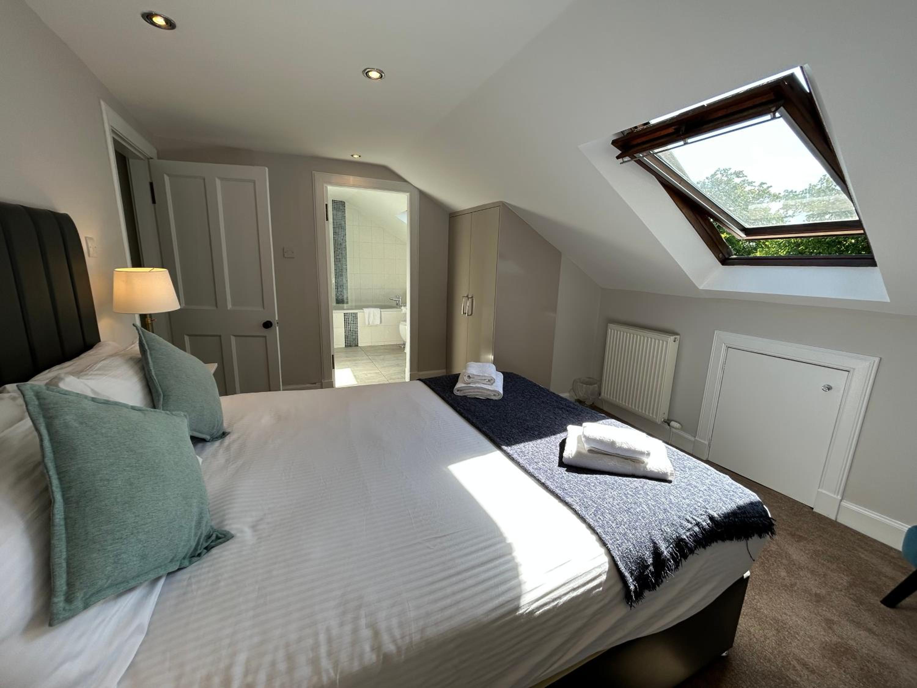 Crown Circus Apartment by Principal Apartments