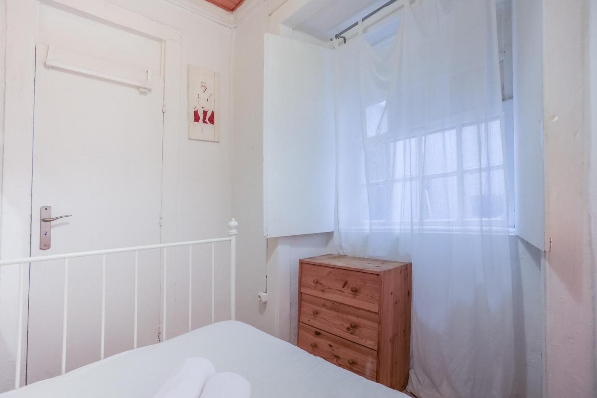 Lovely Apt in Bairro Alto view 4