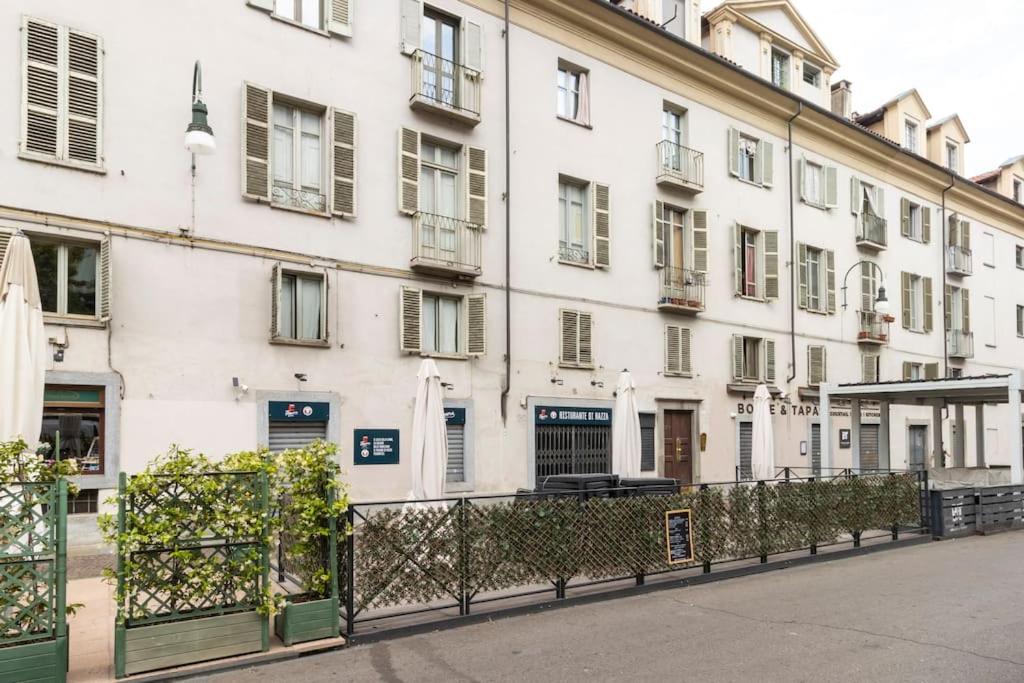 [Porta Palazzo-Centro] Suite con Wi-Fi e Netflix view 2