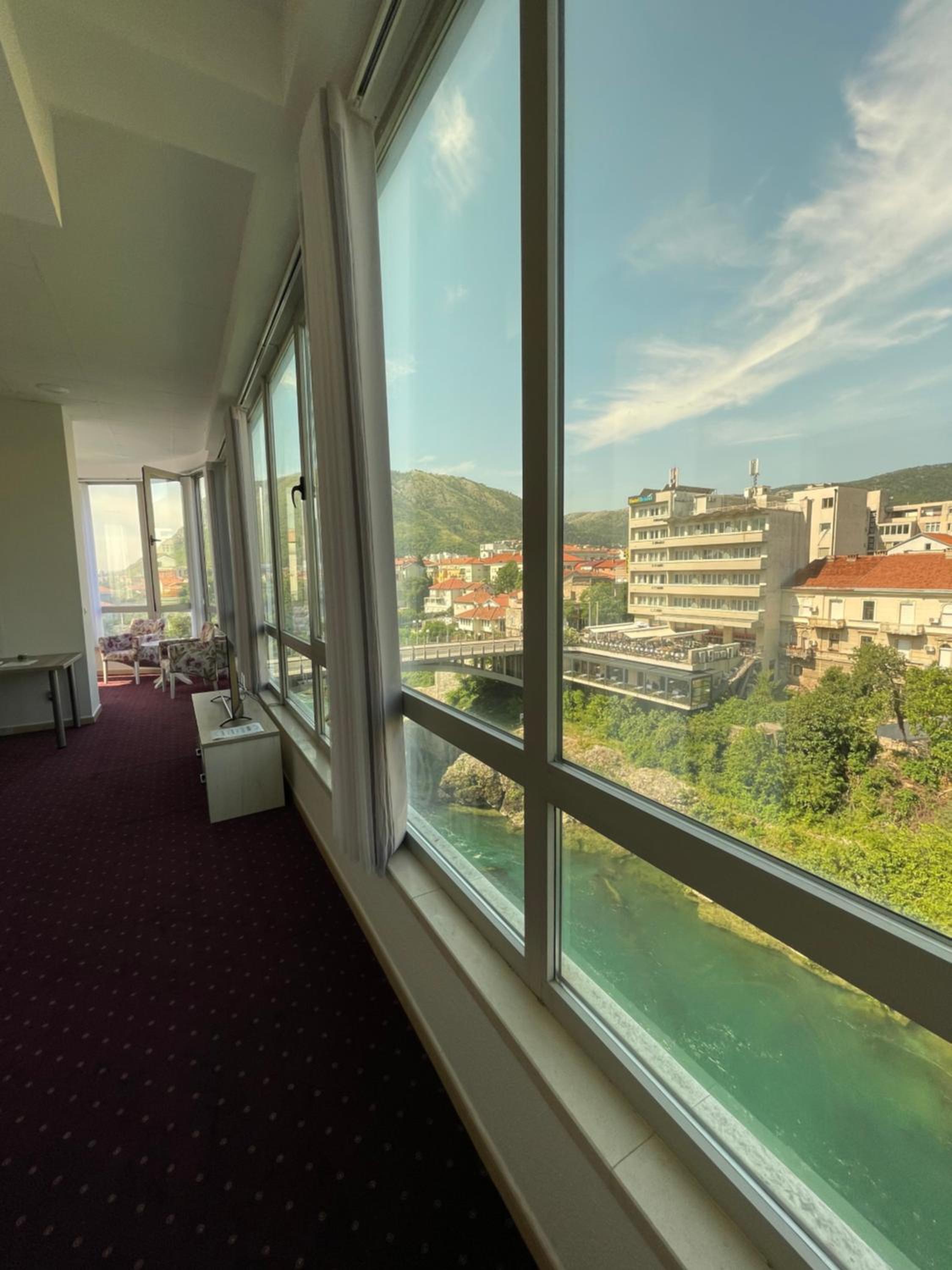 Lux Apartments