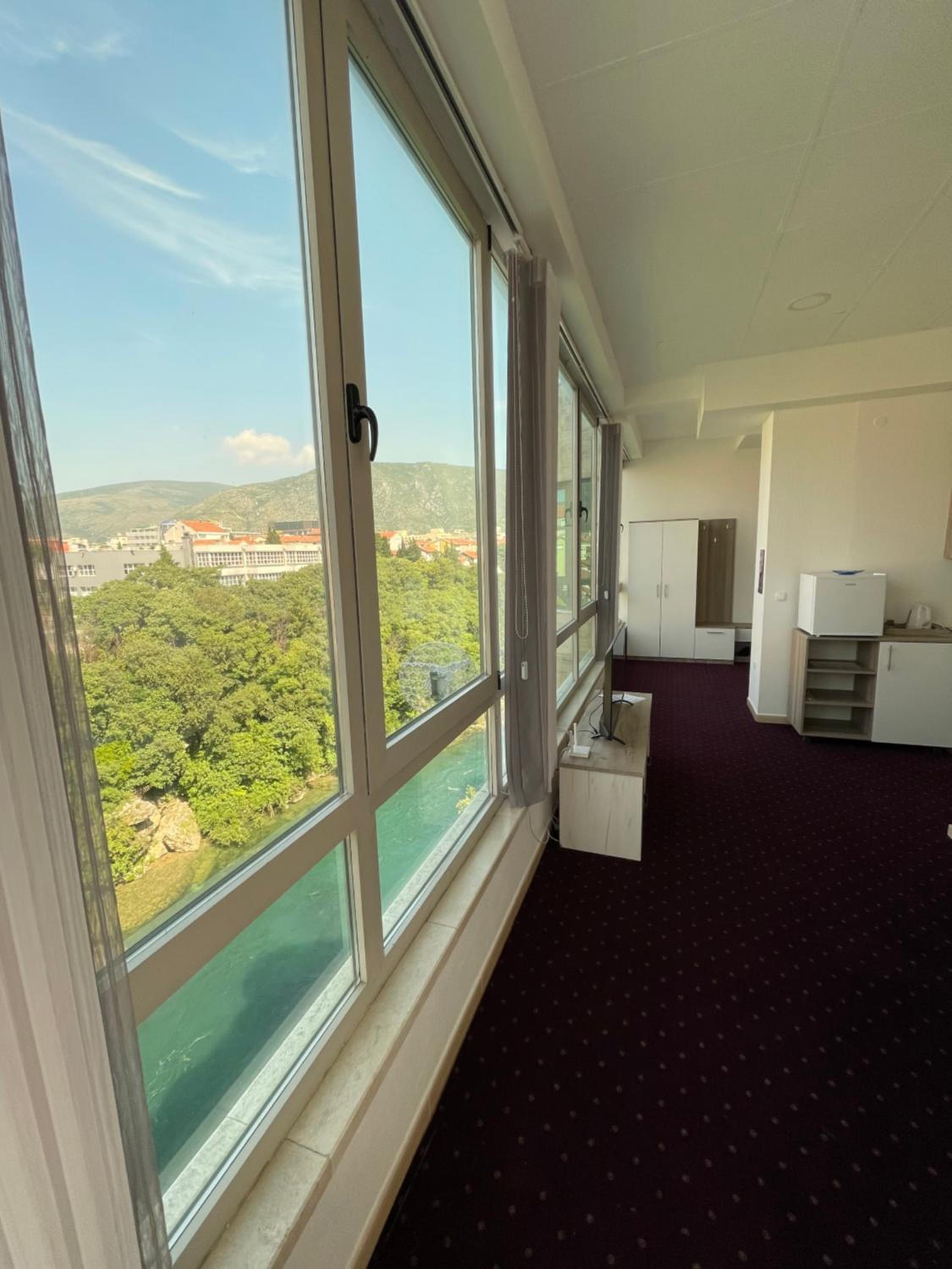Lux Apartments