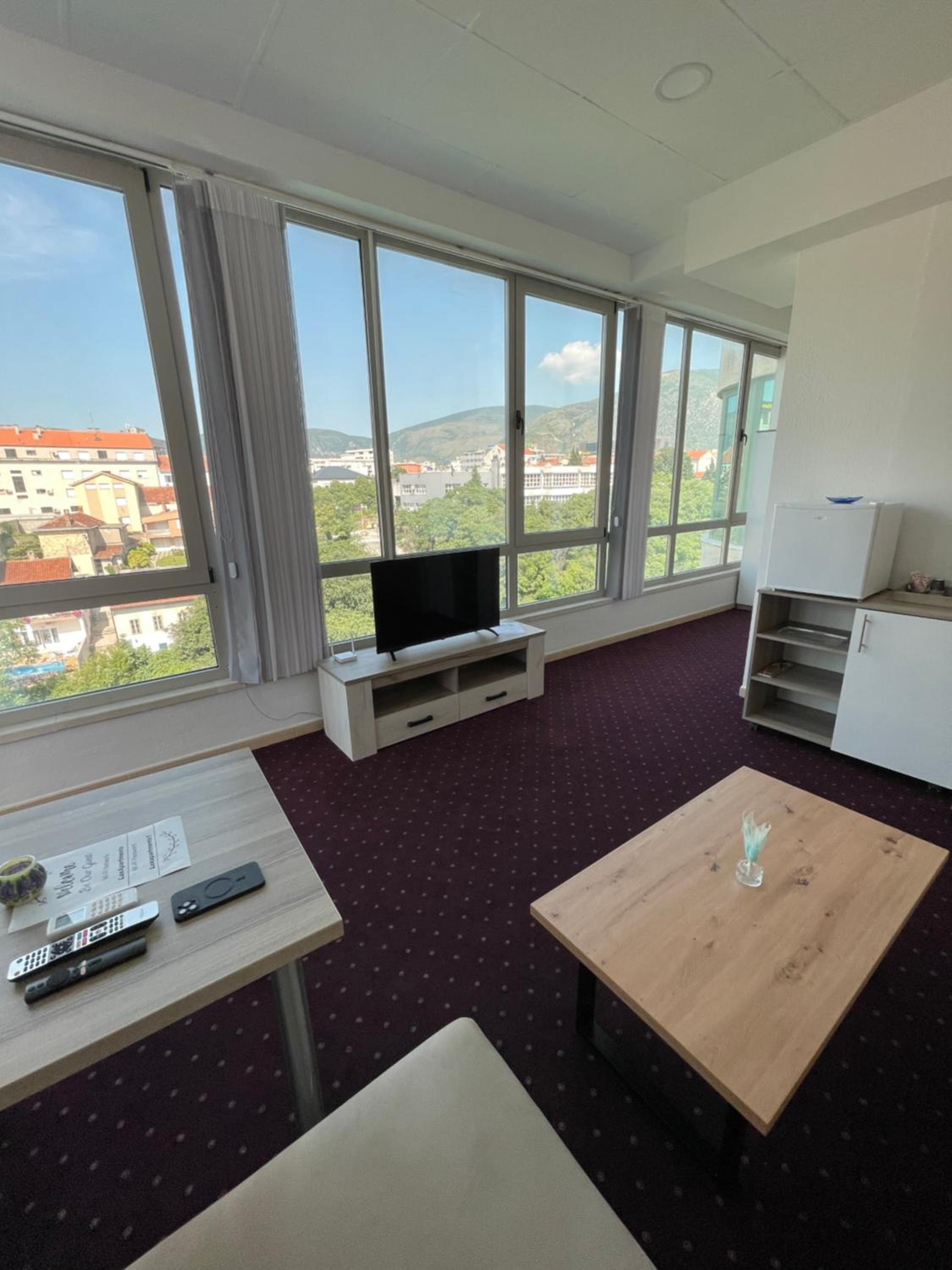 Lux Apartments