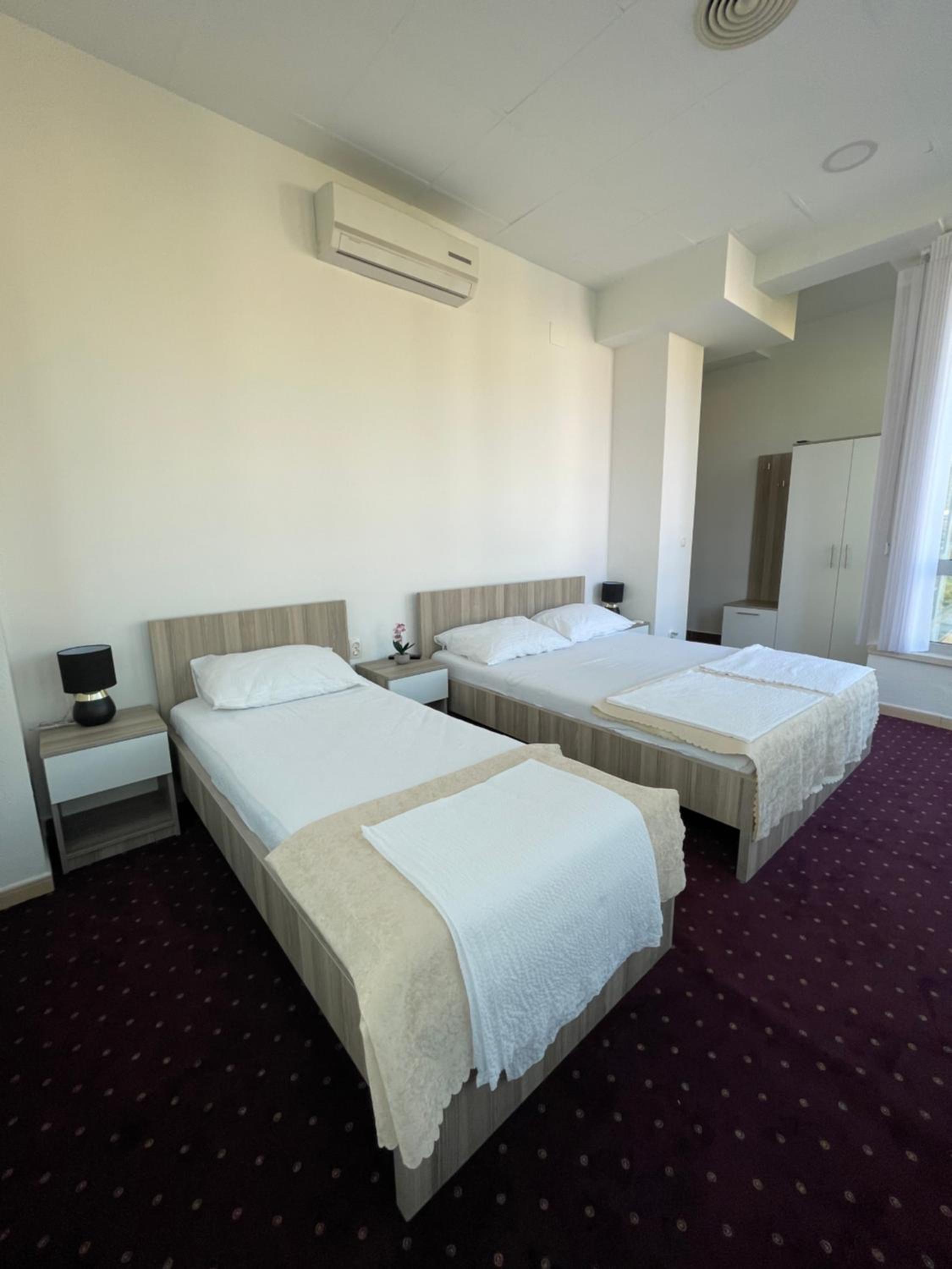 Lux Apartments