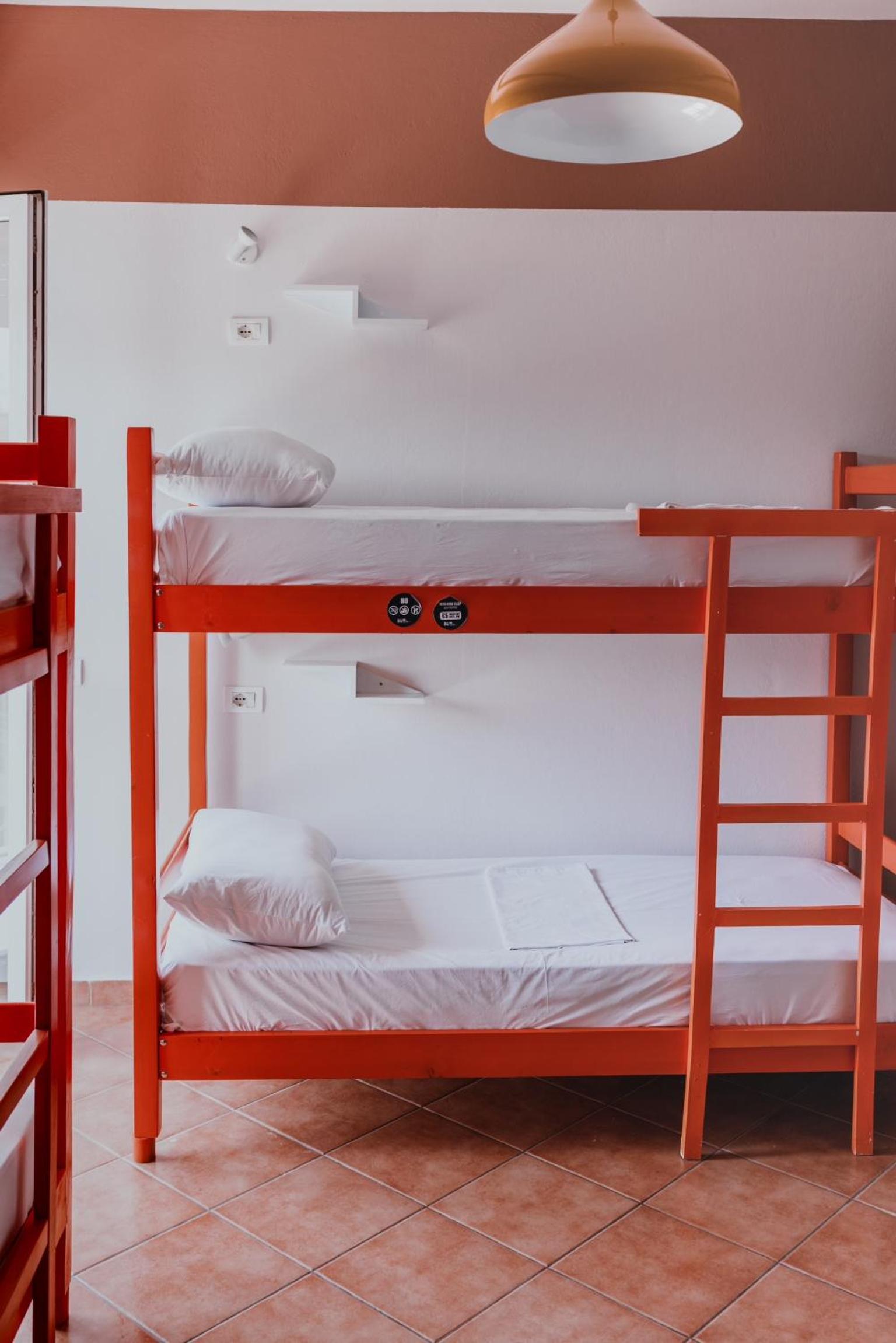 Bed Station Hostel & Bar