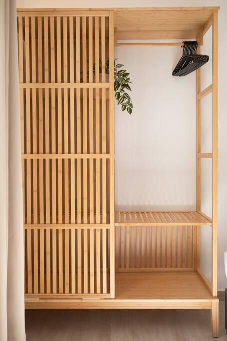Traditional 2 bedroom house with yard SSCH1-1 photo 3