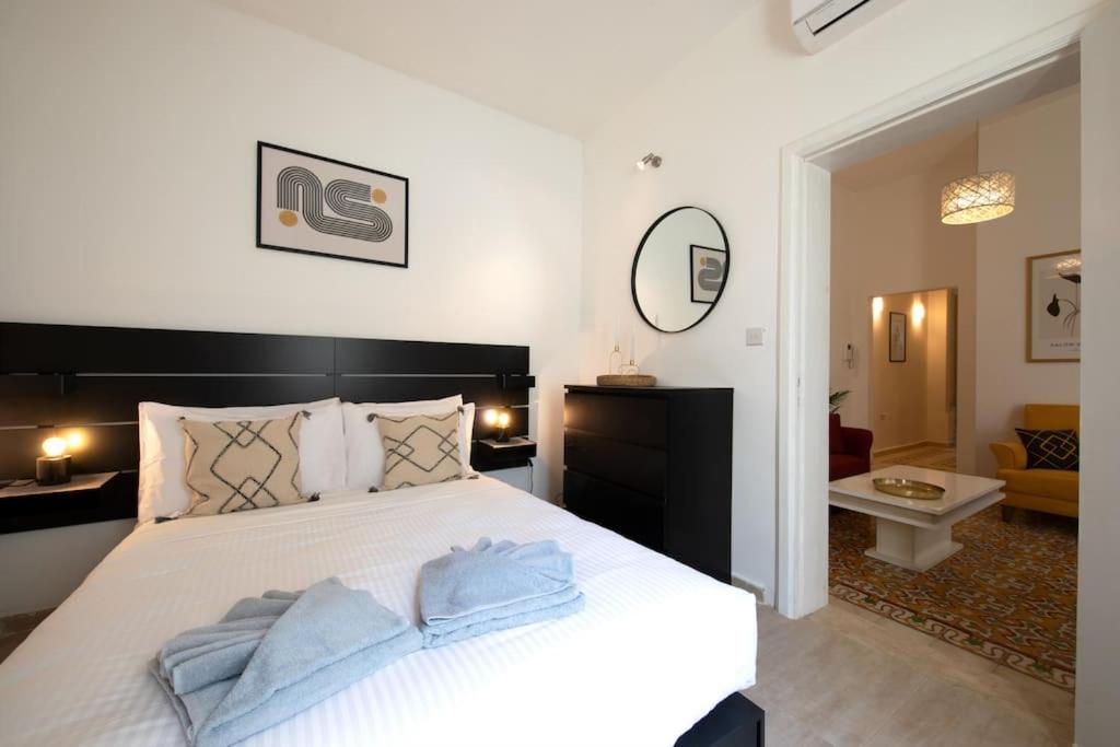 Traditional 2 bedroom house with yard SSCH1-1 photo 5