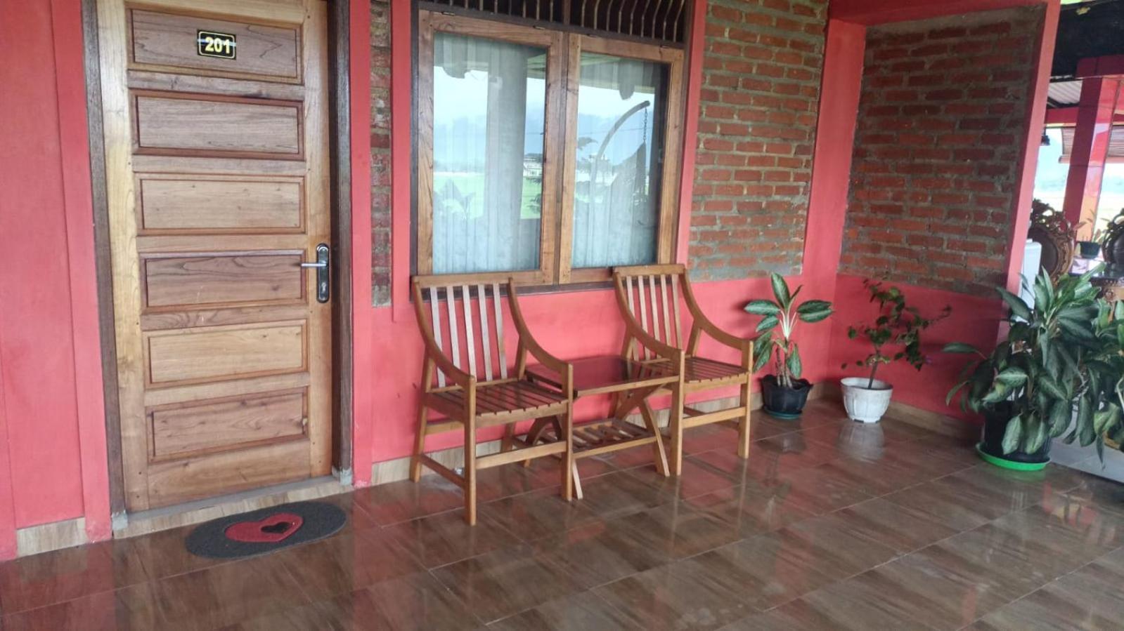 Homestay dan Cafe BungaSonsang