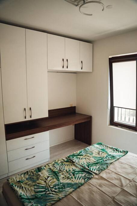 Lovely apartment near Kavatsi
