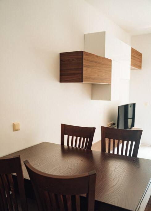 Lovely apartment near Kavatsi