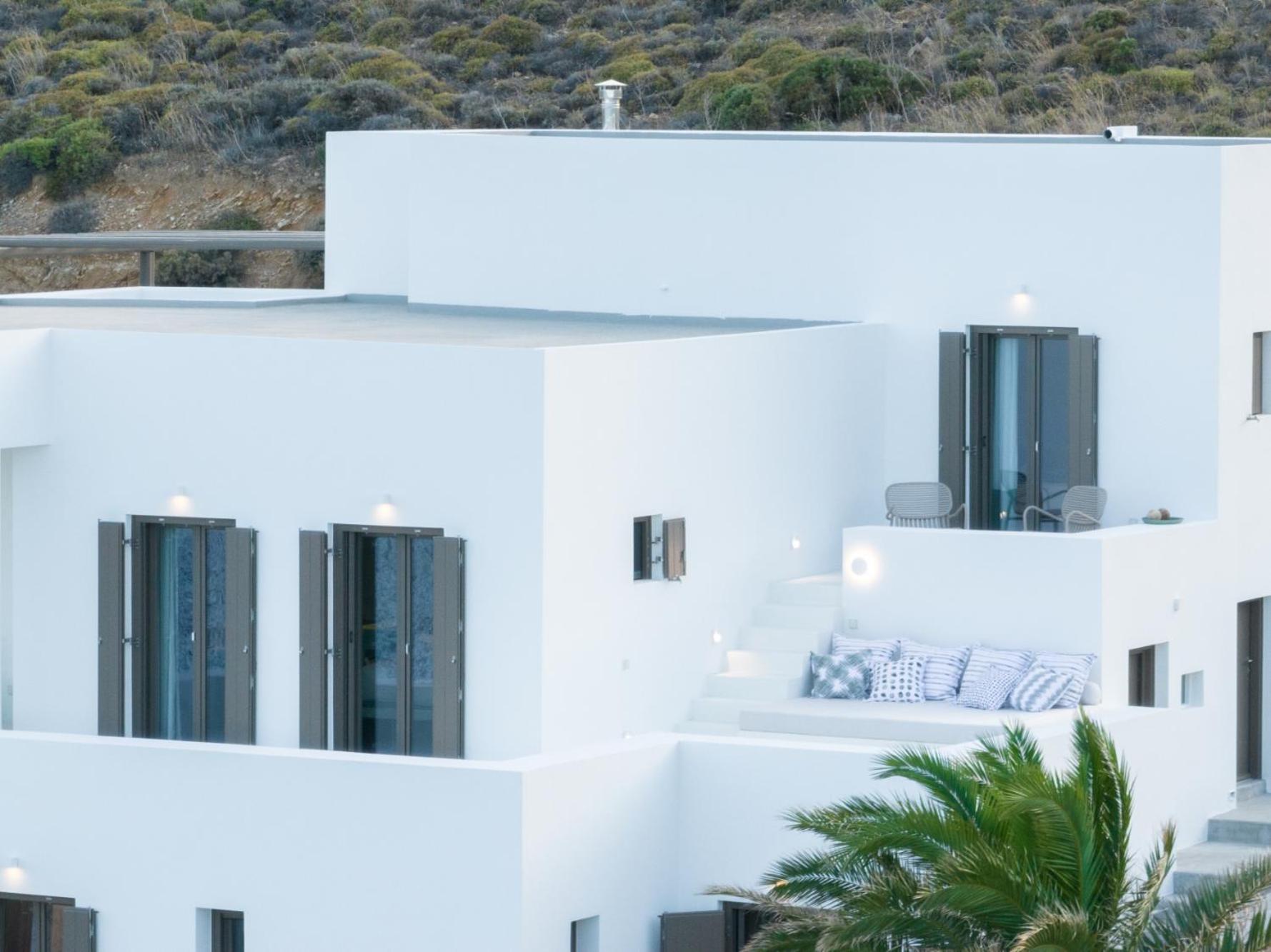 Seriphos Estate