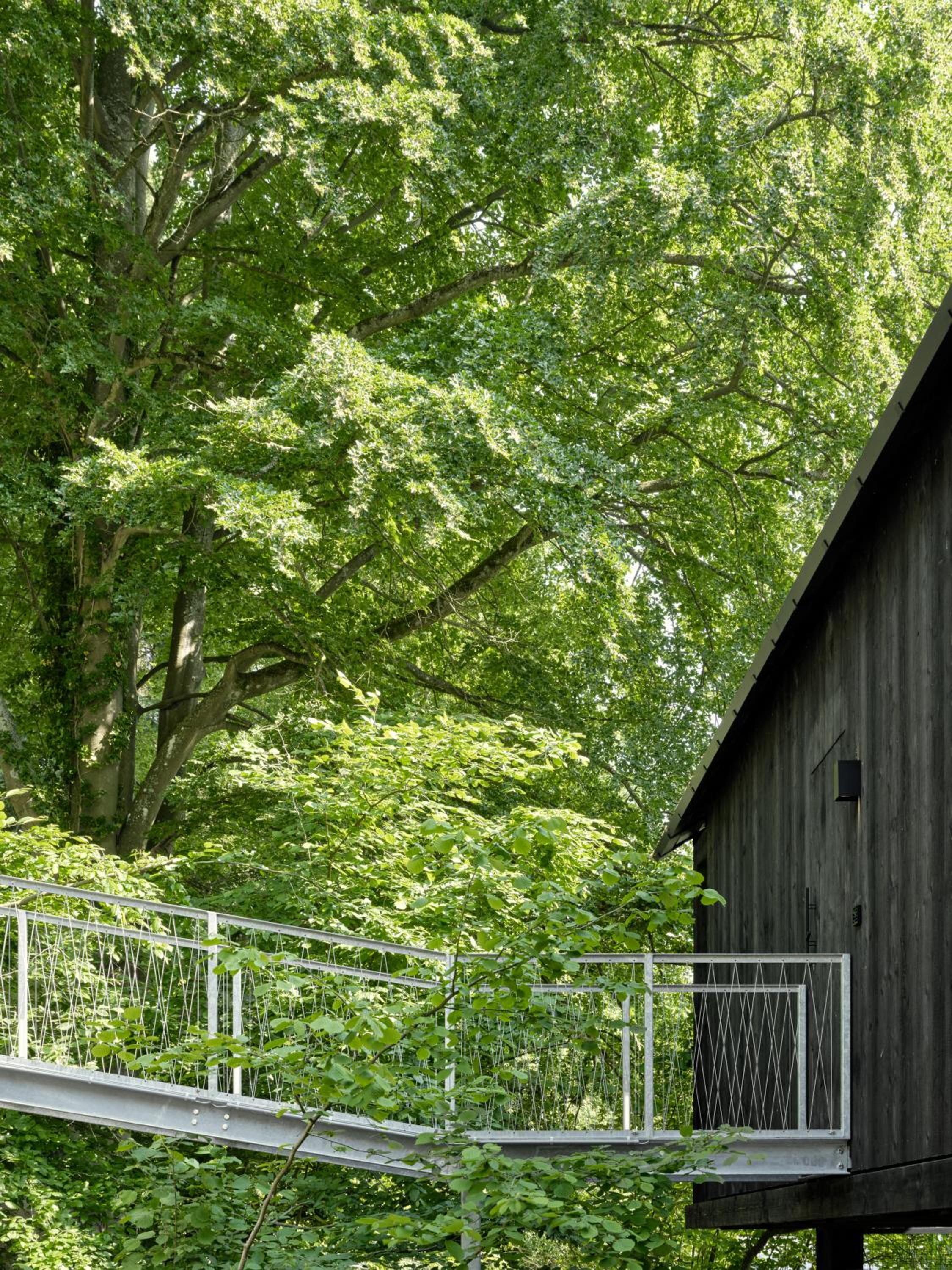 Hutstuf The Eagle & Private Outdoor Spa