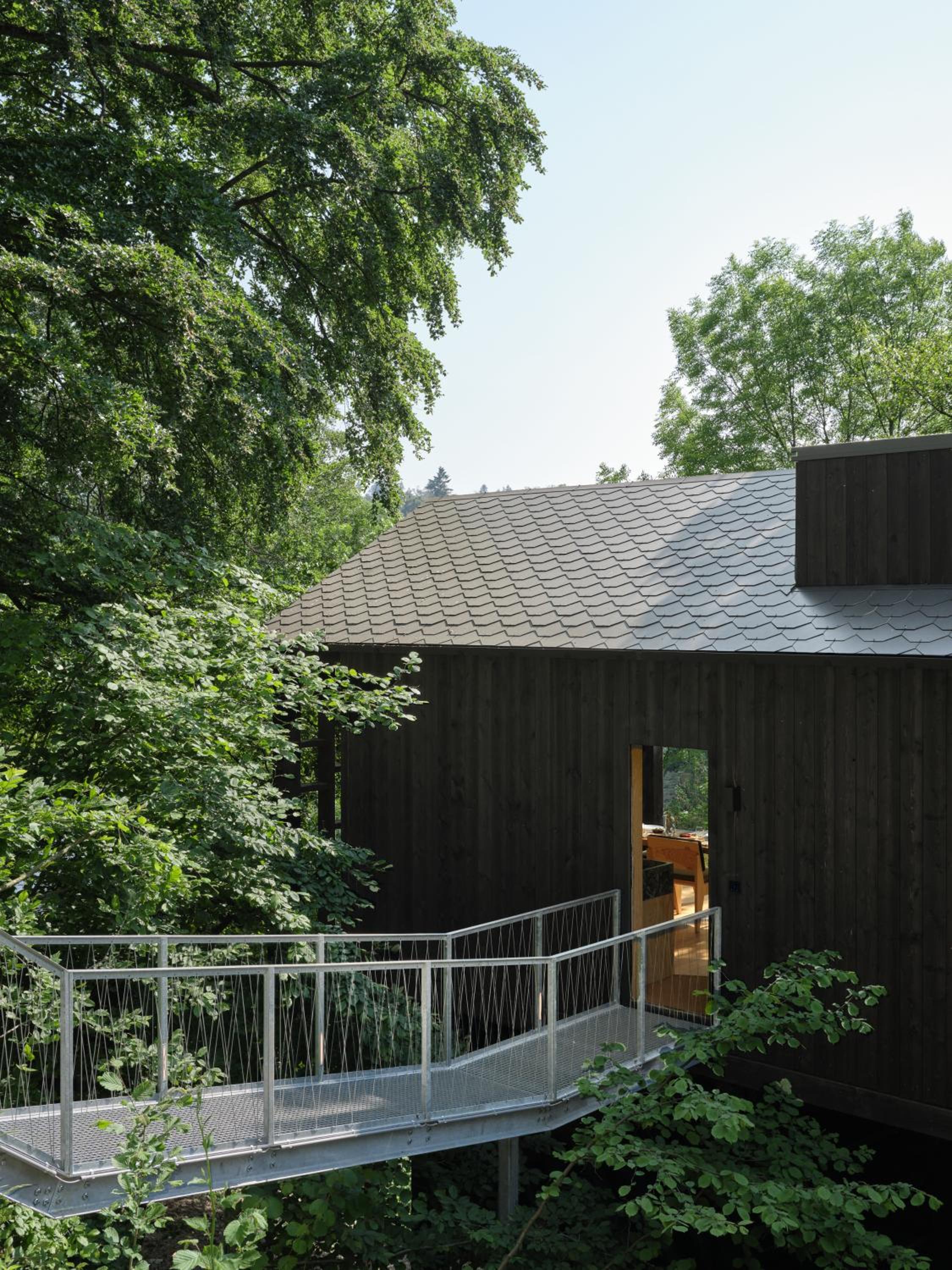 Hutstuf The Eagle & Private Outdoor Spa