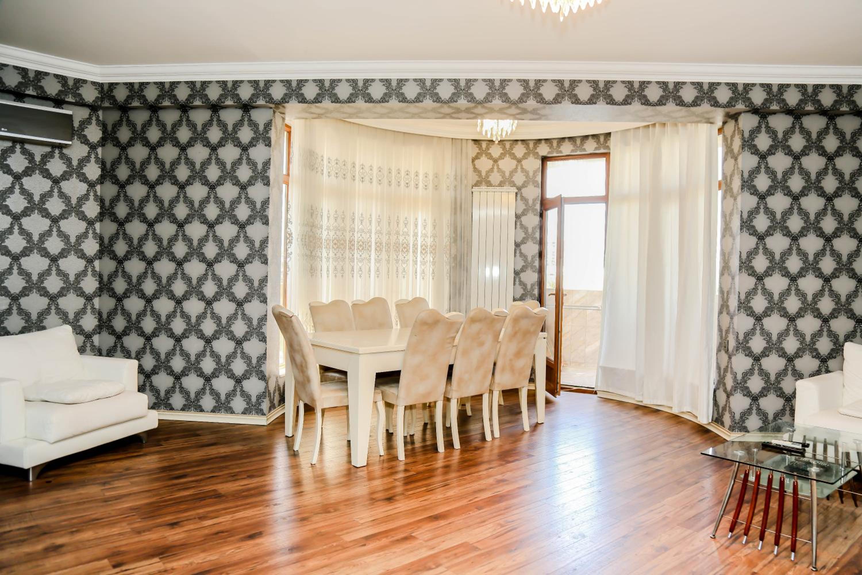 Best Center Inn Hotel