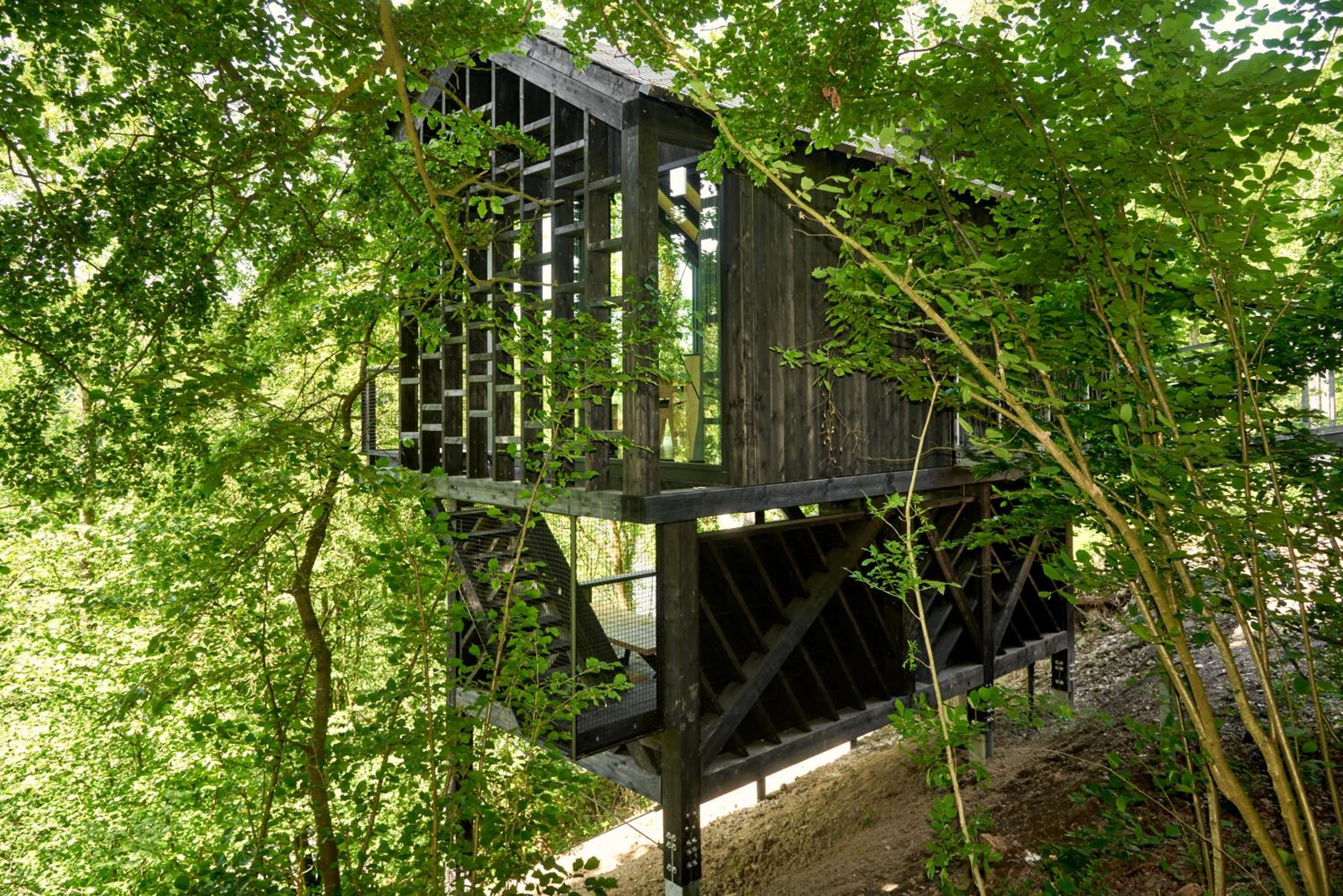Hutstuf The Eagle & Private Outdoor Spa