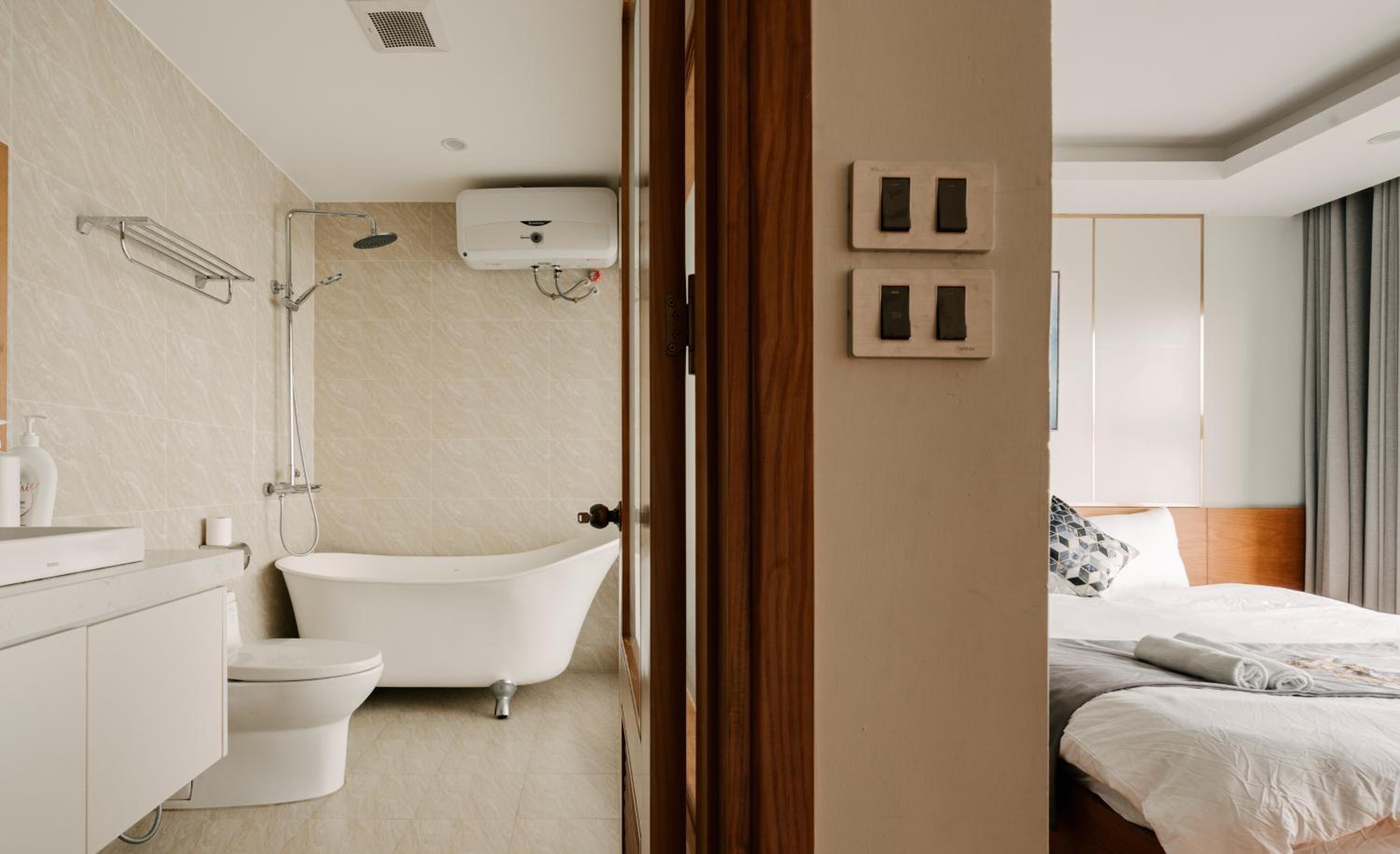 Hi-Home Suites - the West Lake Xuan Dieu
