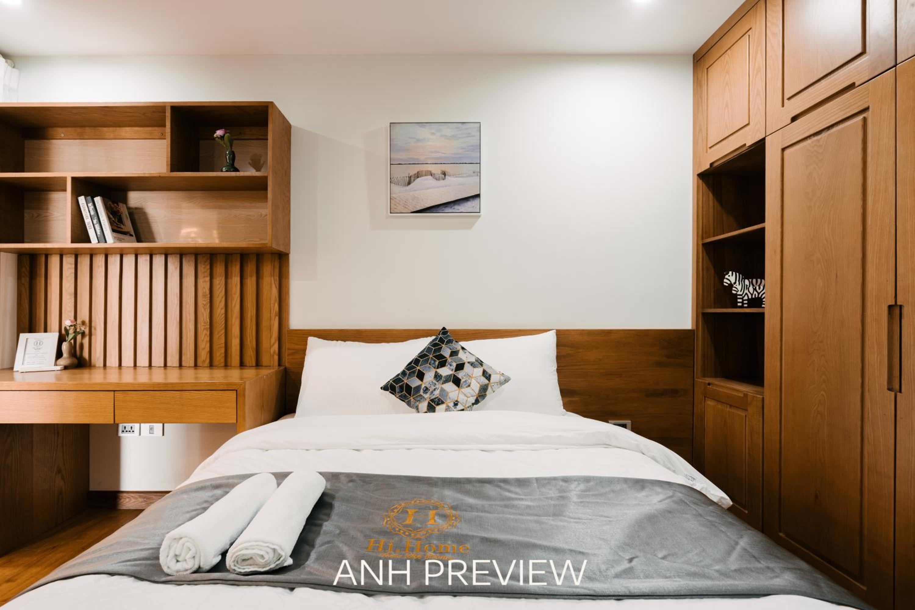 Hi-Home Suites - the West Lake Xuan Dieu
