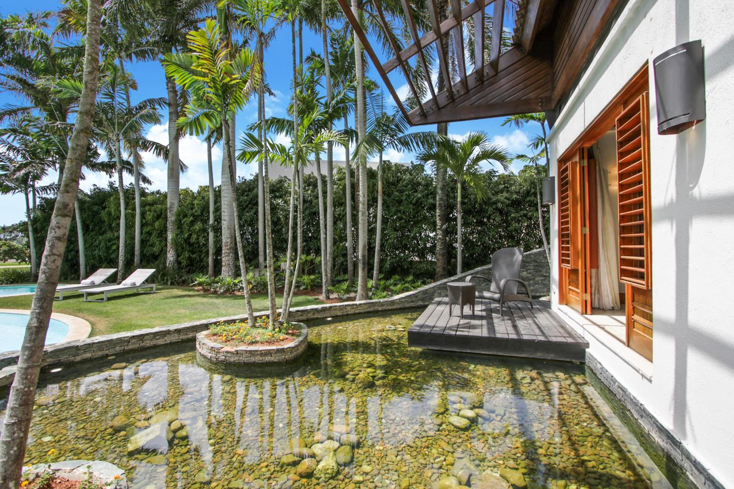 Luxurious 8-BR Villa with Ocean View, Jacuzzi, Home Cinema and Resort Access in Casa de Campo view 2