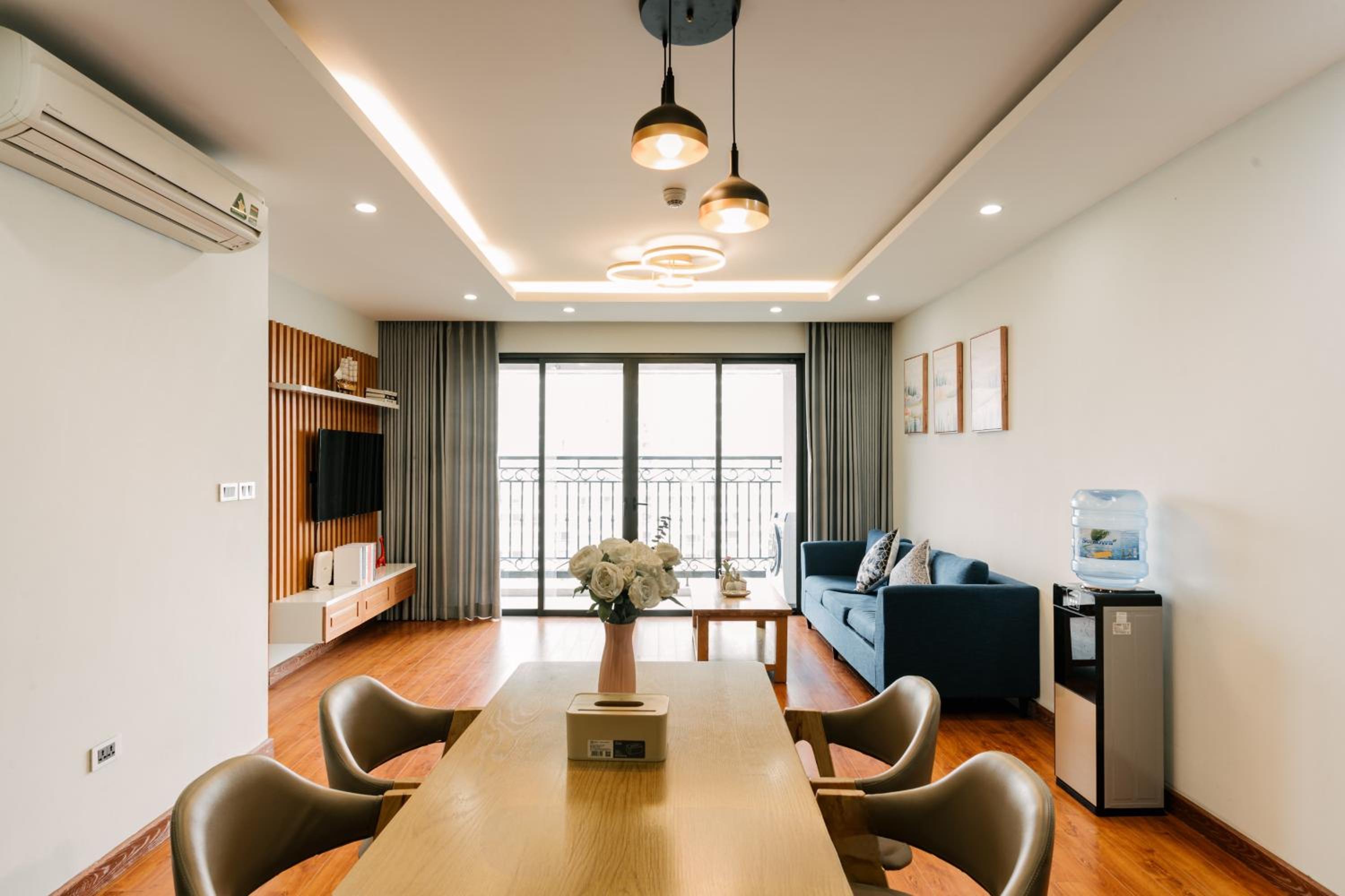 Hi-Home Suites - the West Lake Xuan Dieu