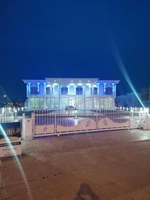 MAXOR PALACE