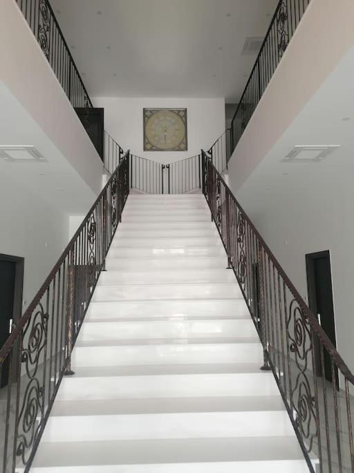 MAXOR PALACE