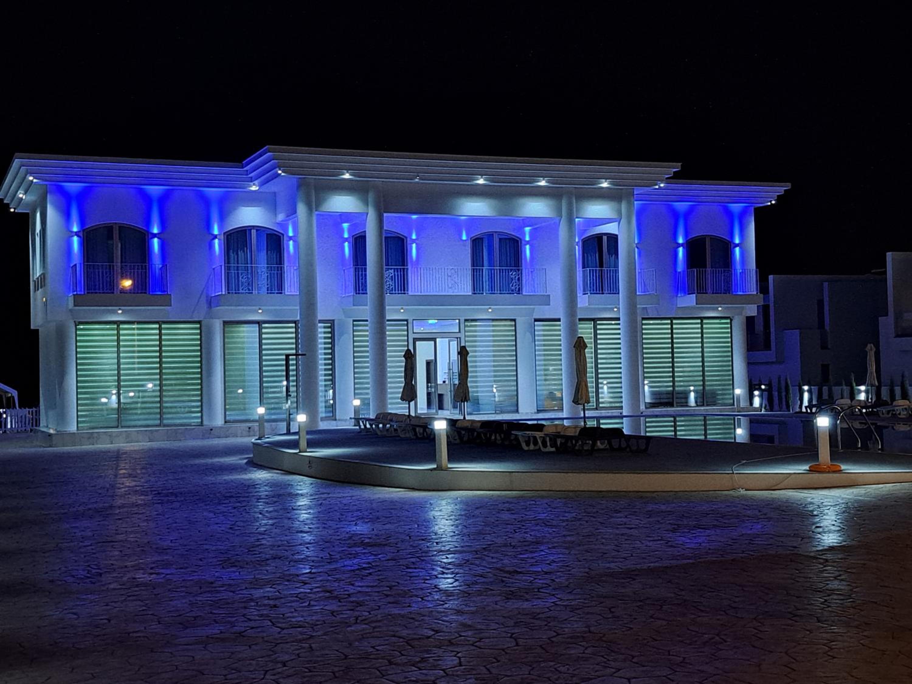 MAXOR PALACE