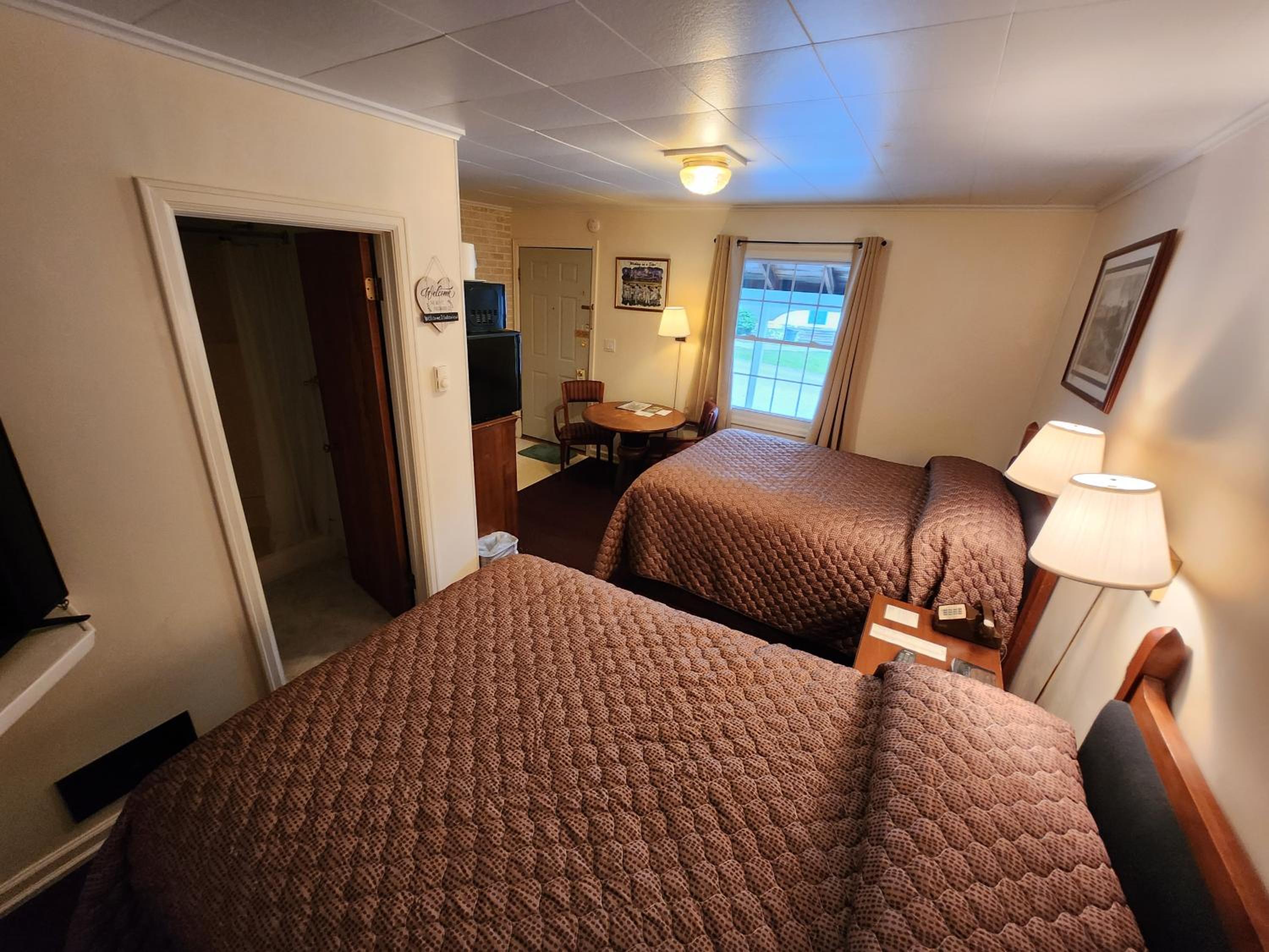 Lake View Motel