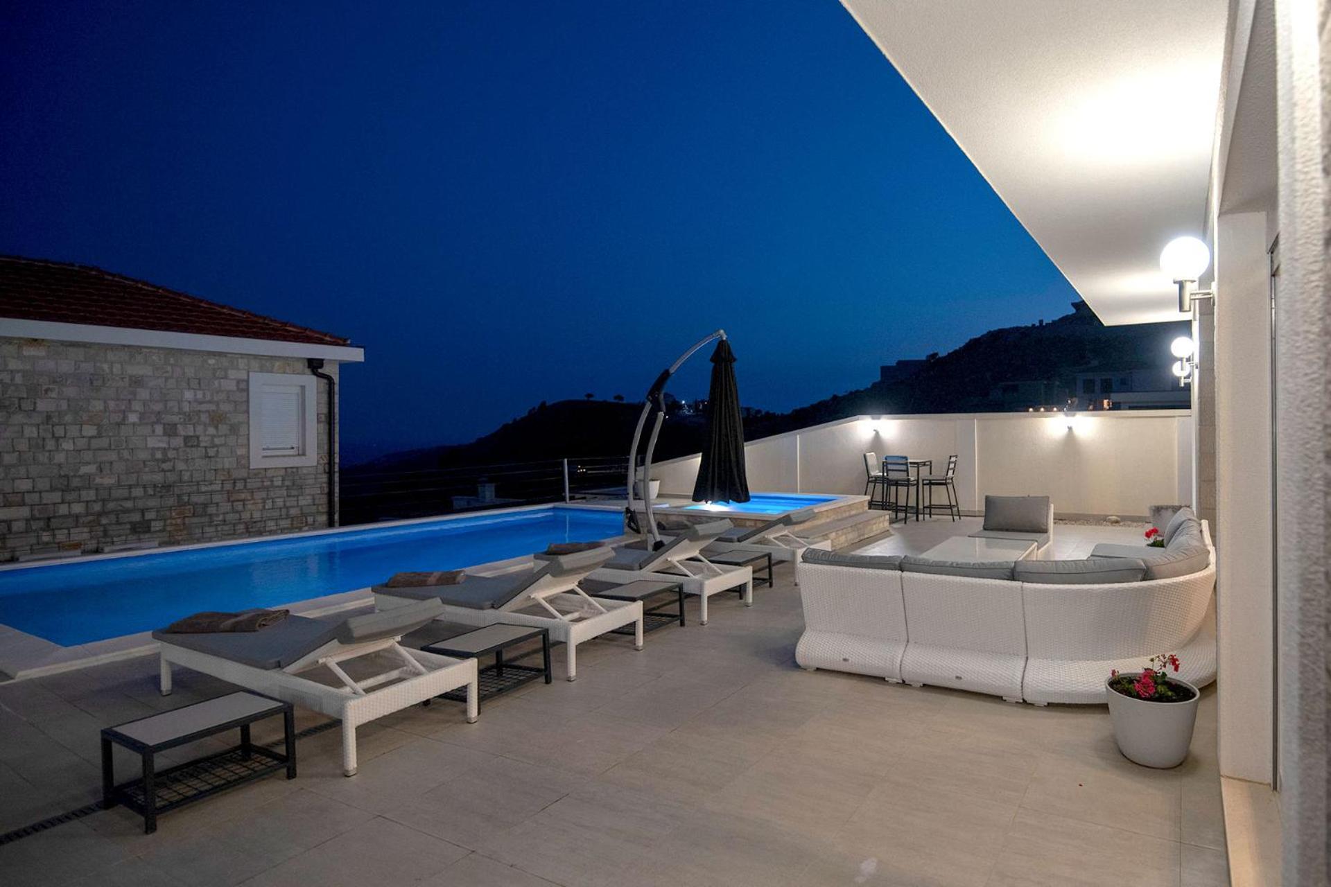 Luxury Villa Miriam with private pool and jet pool near Dubrovnik