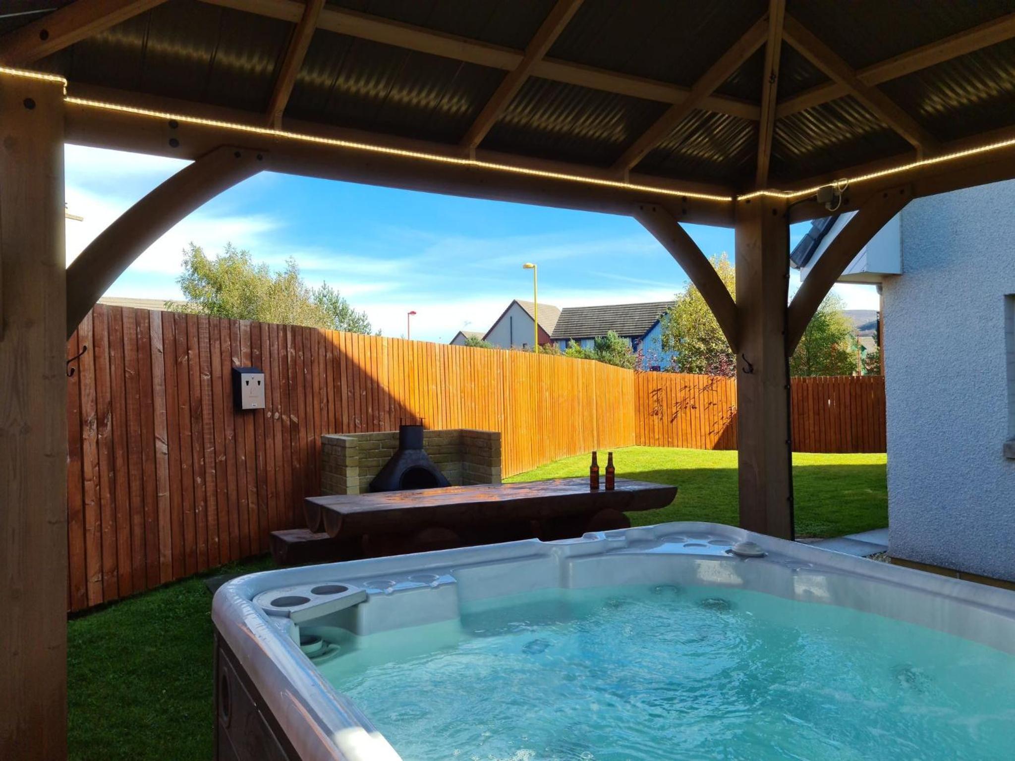 Eagle Lodge - Aviemore Lodges view 2