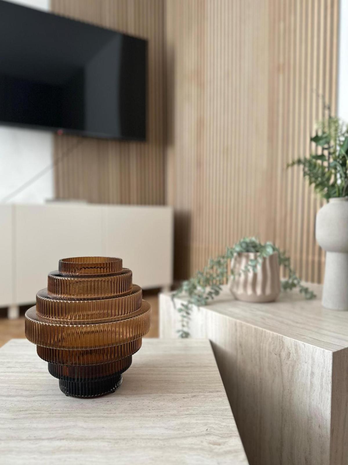 Designer Apartment Near Main Station