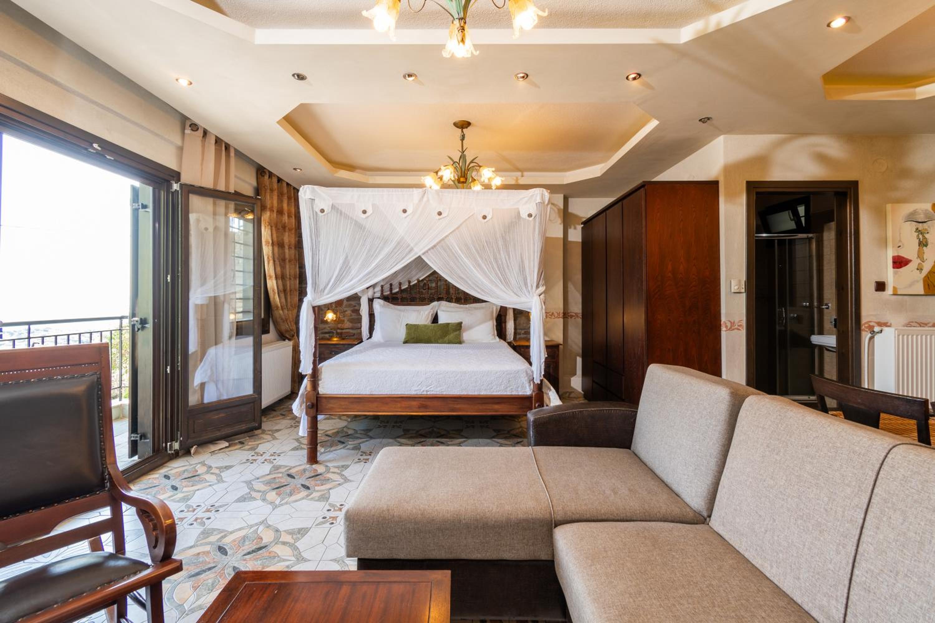 Oreiades Guesthouse