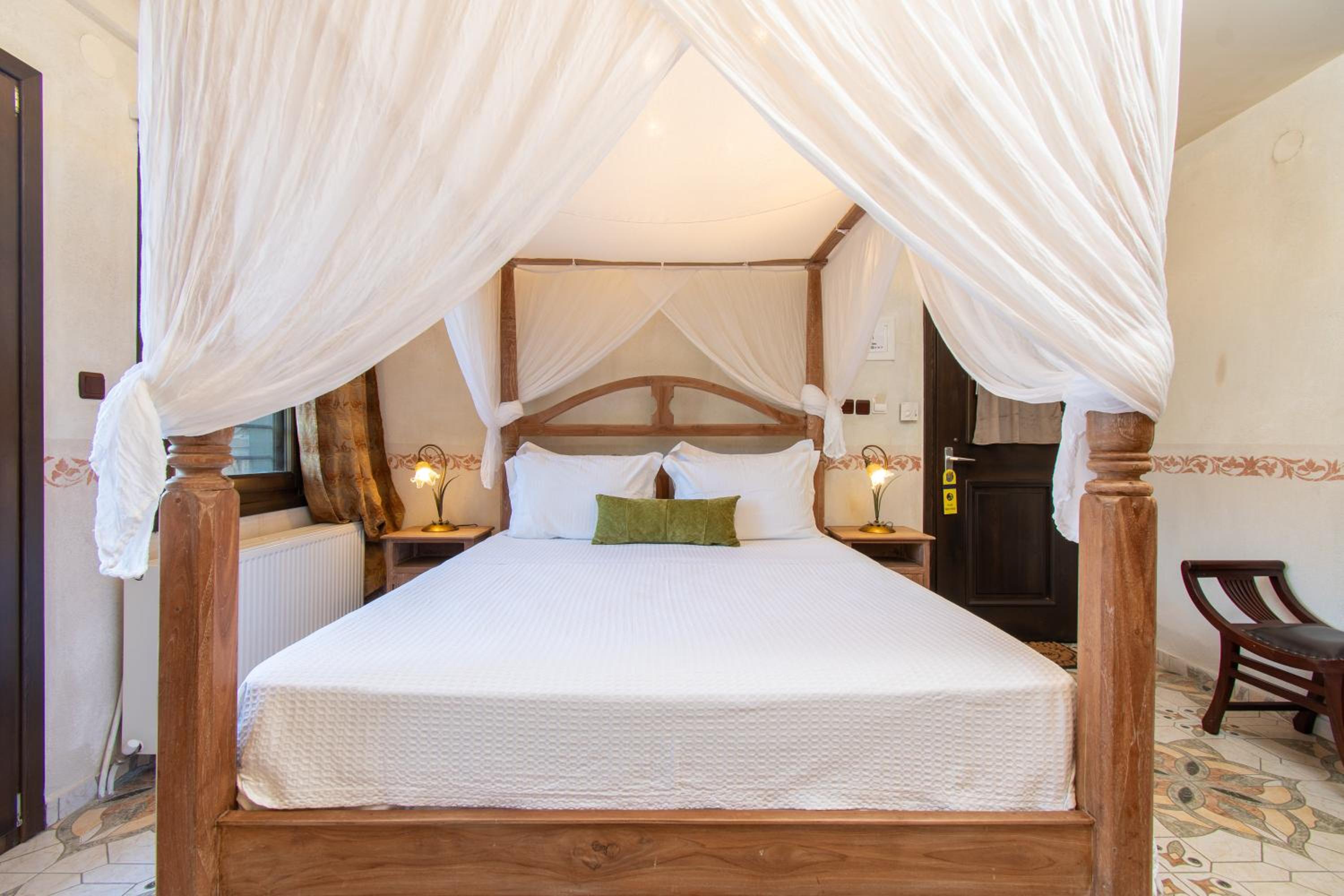 Oreiades Guesthouse