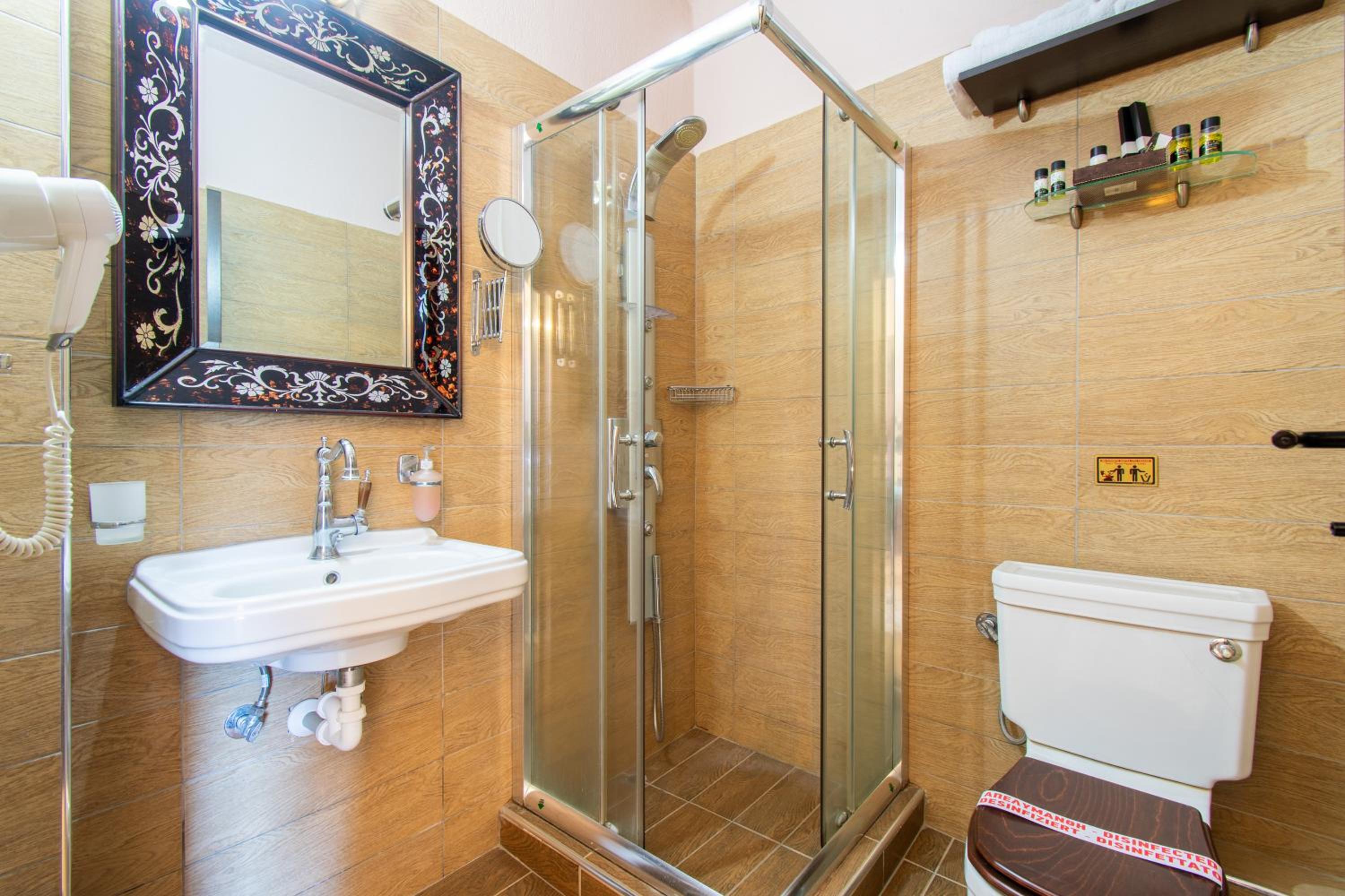 Oreiades Guesthouse
