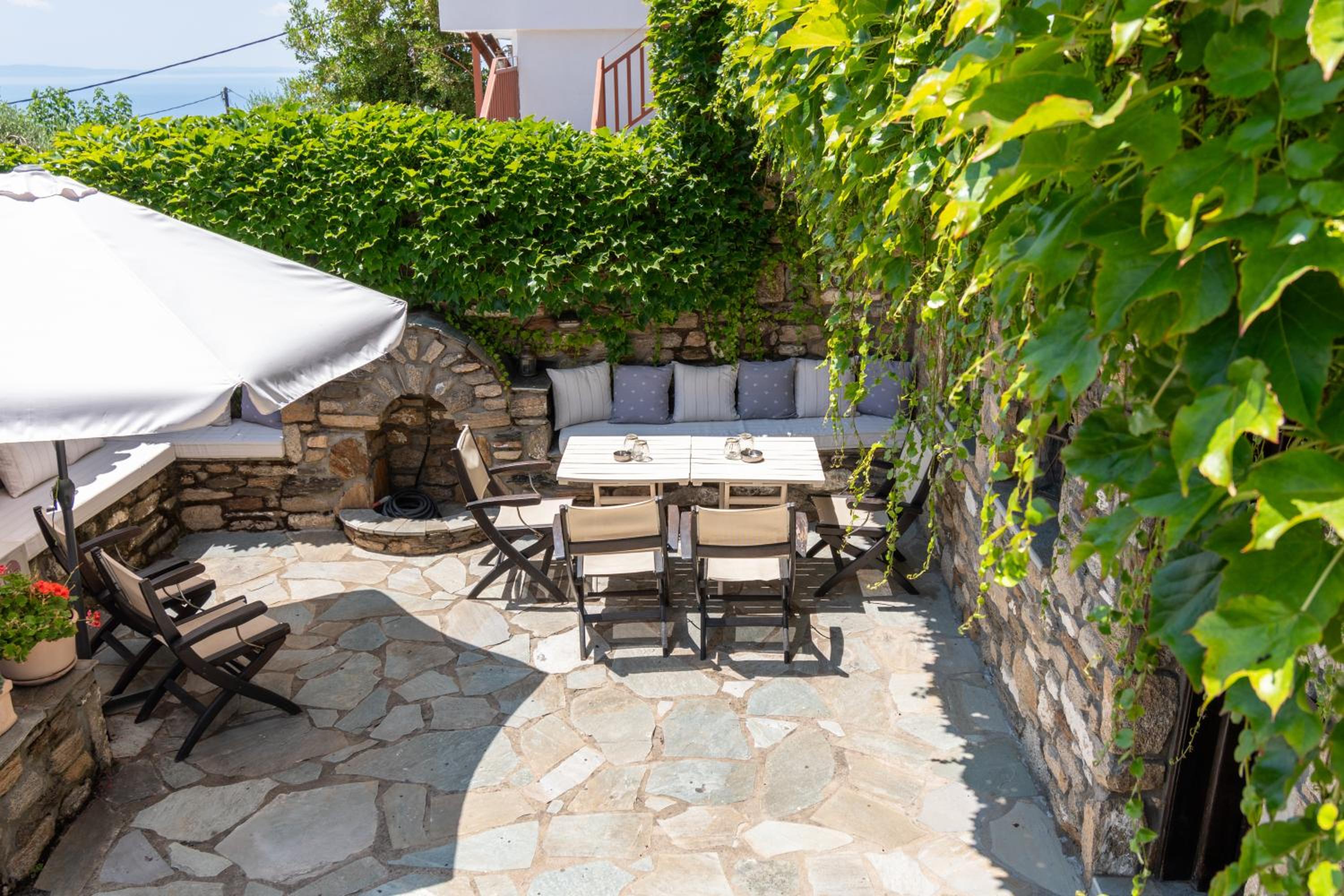 Oreiades Guesthouse