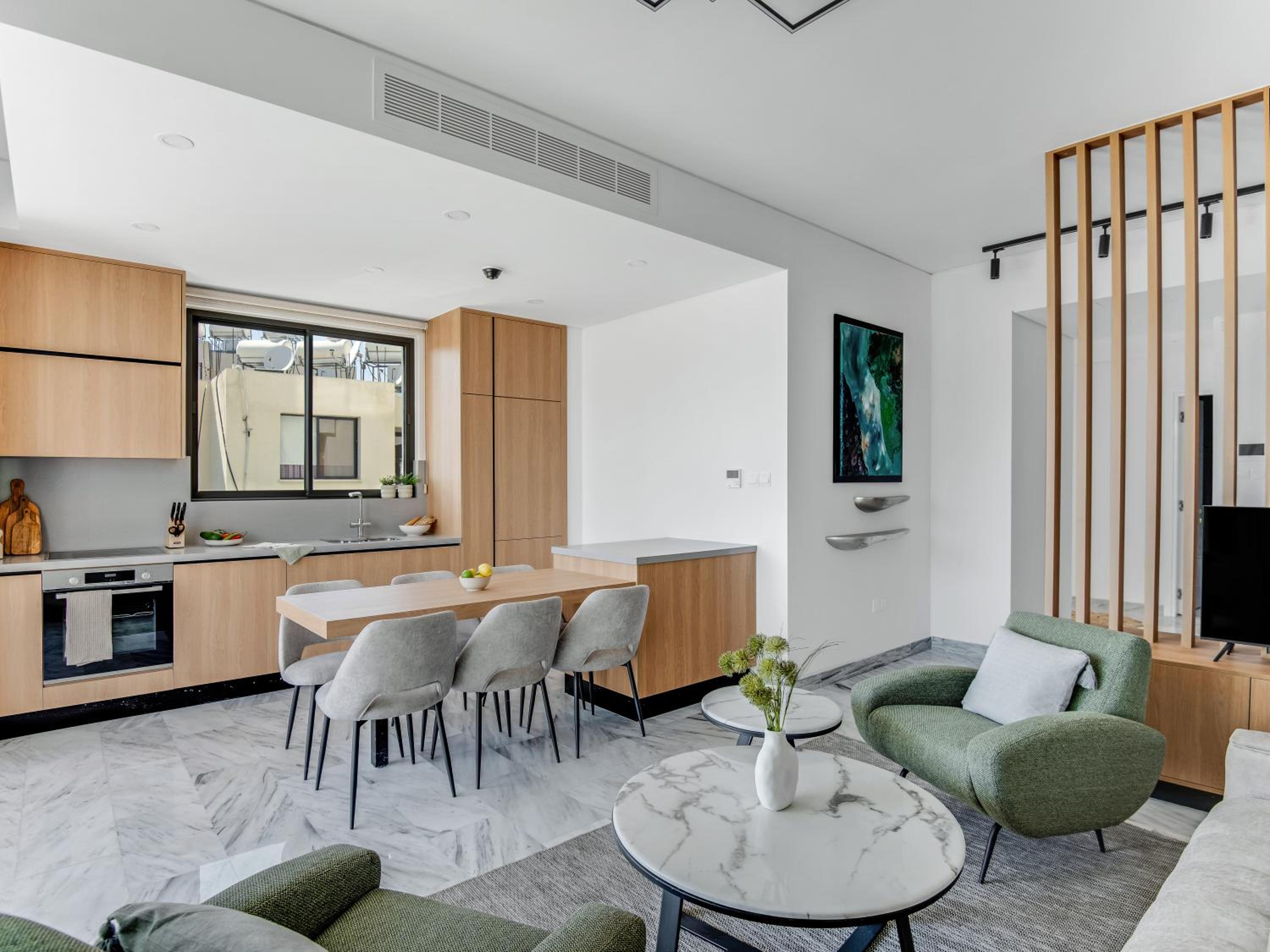Sanders Olive Shared Pool Apartments