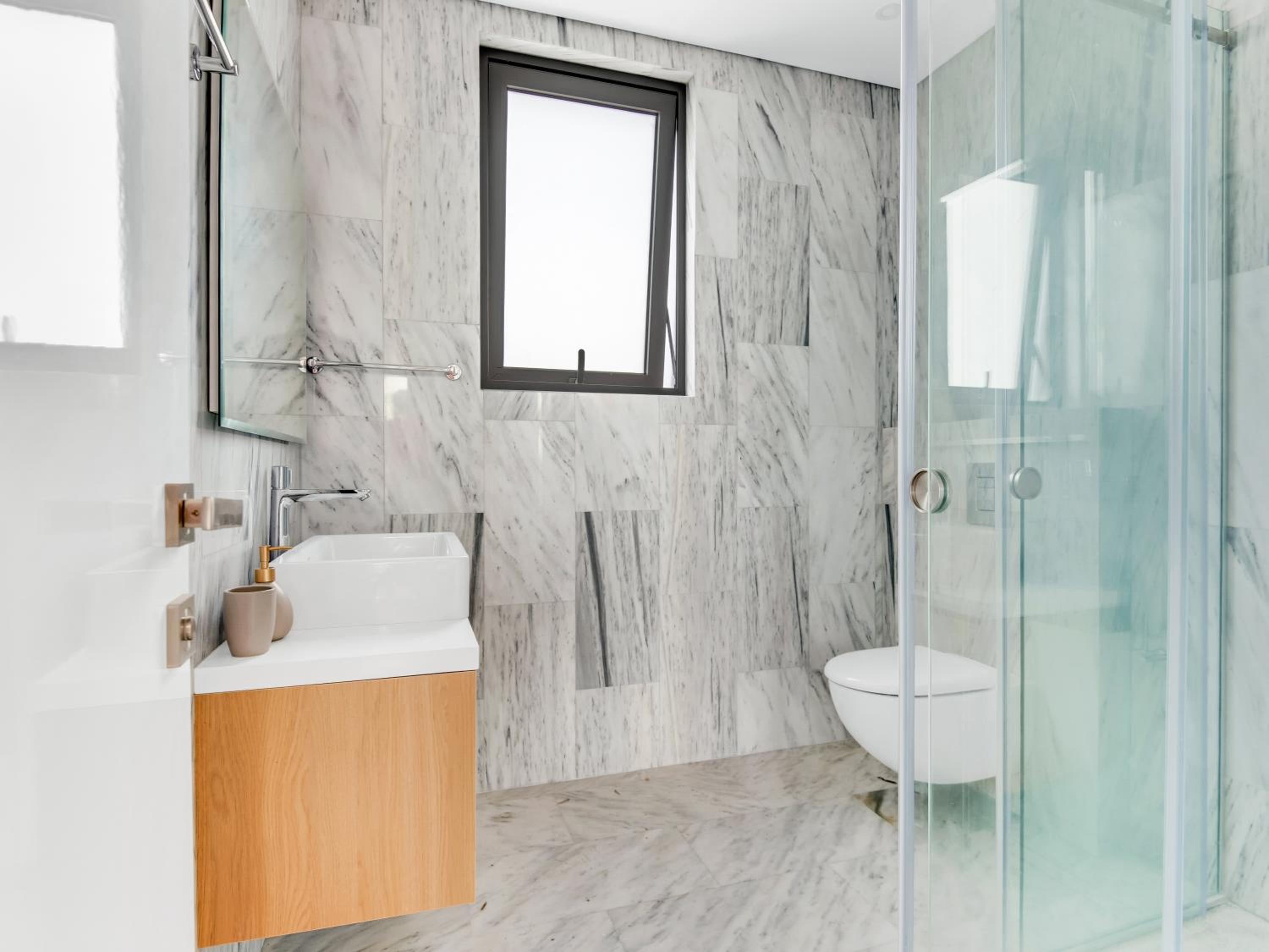 Sanders Olive Shared Pool Apartments