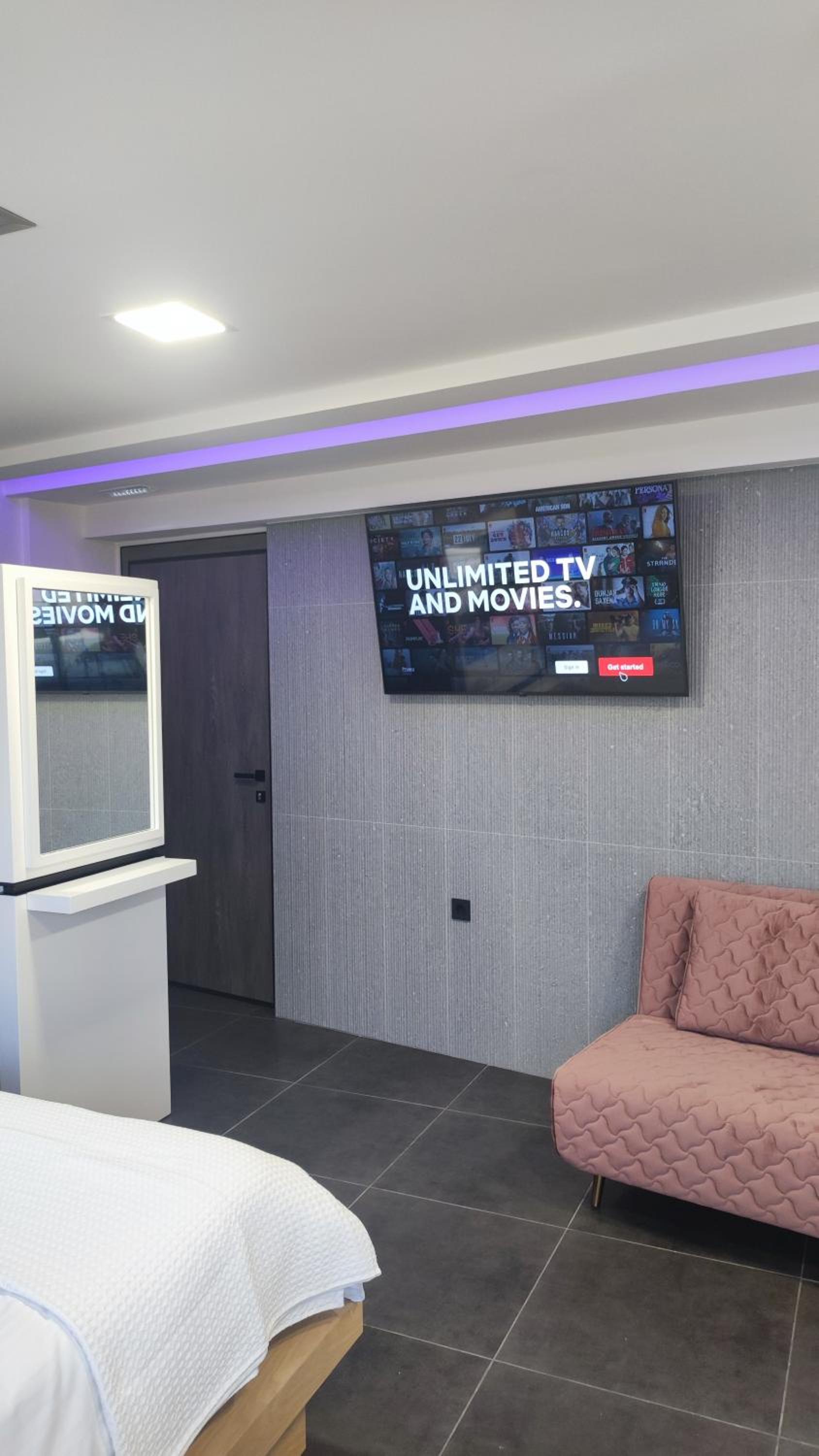 Summertime Signature Suites
