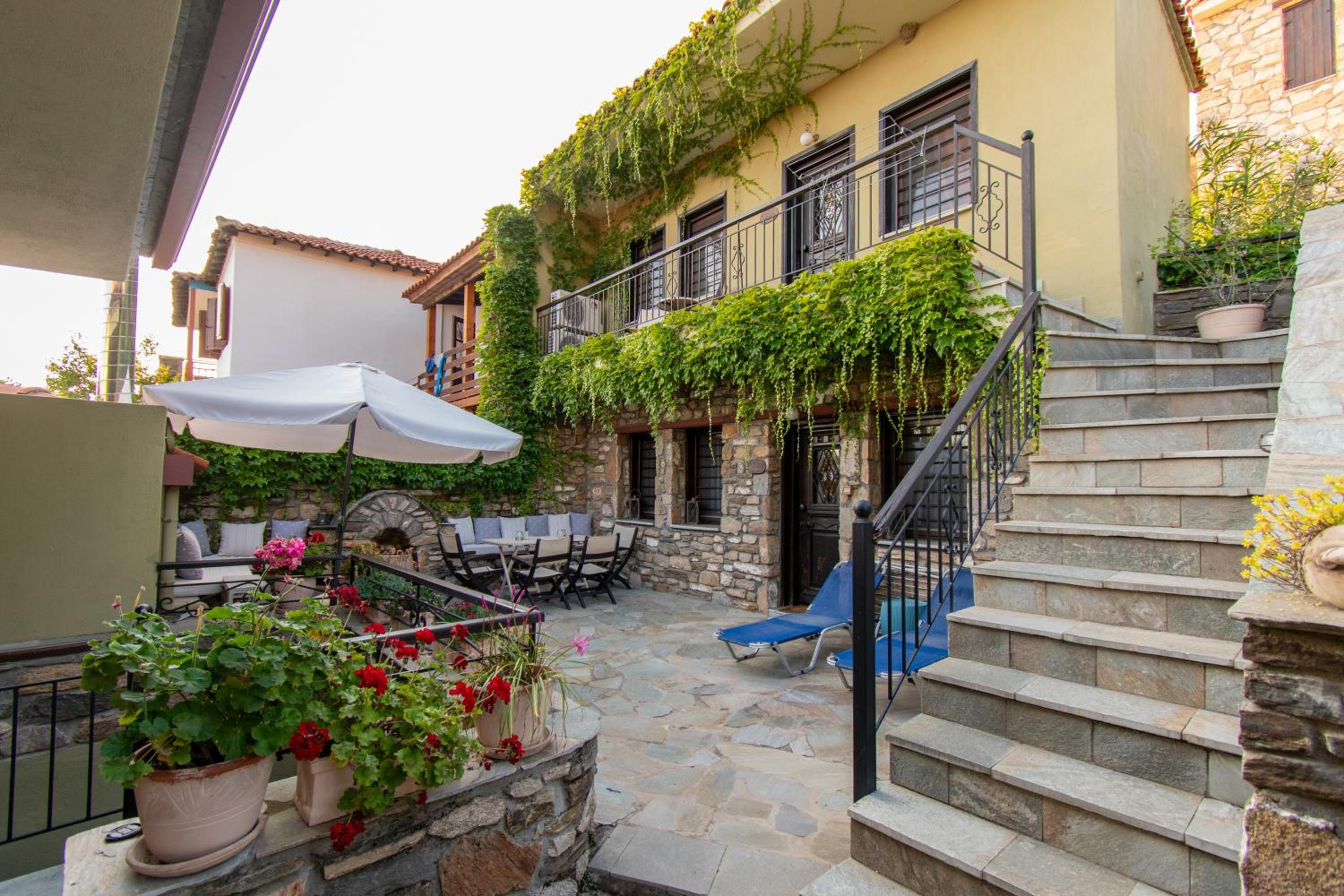 Oreiades Guesthouse