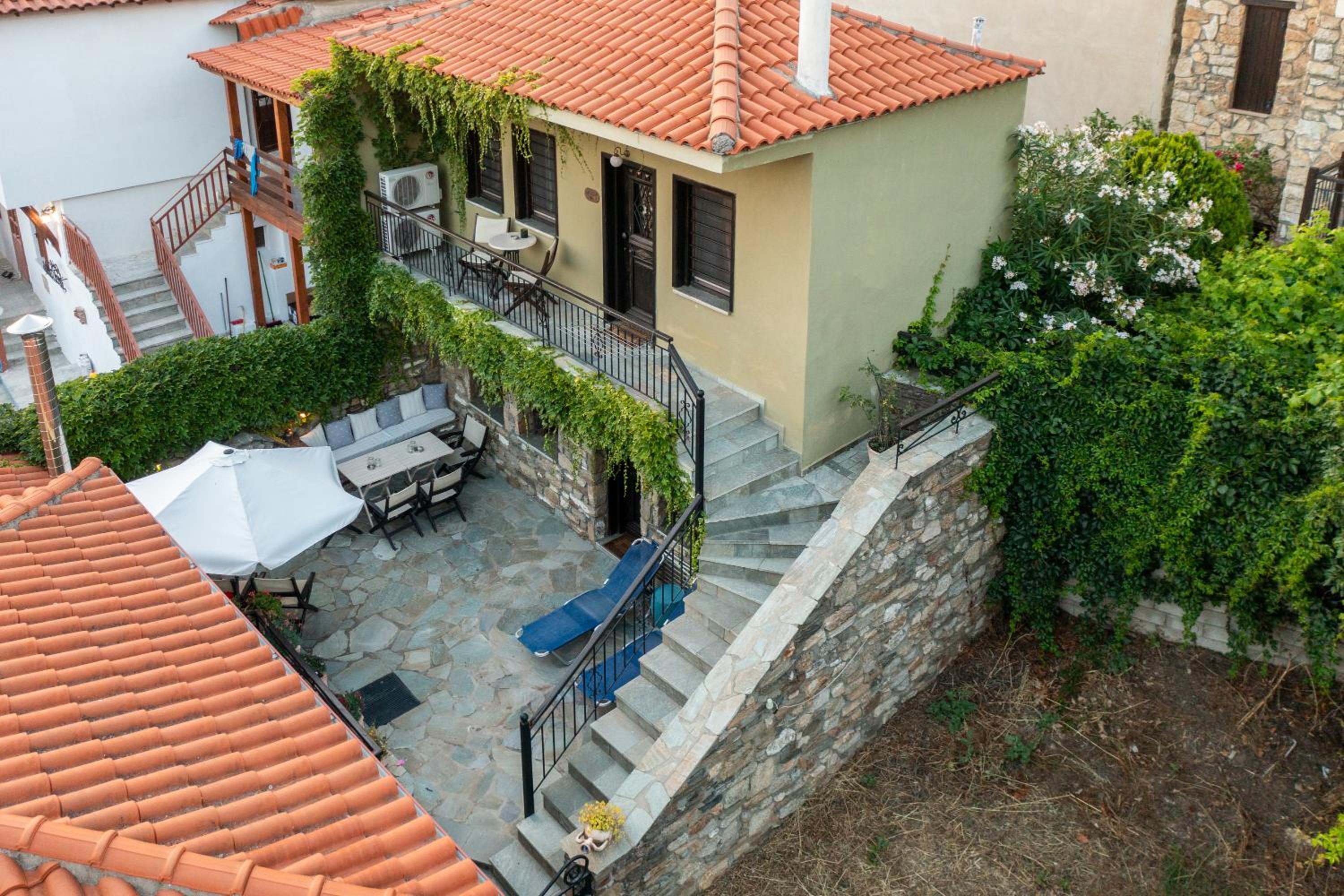 Oreiades Guesthouse