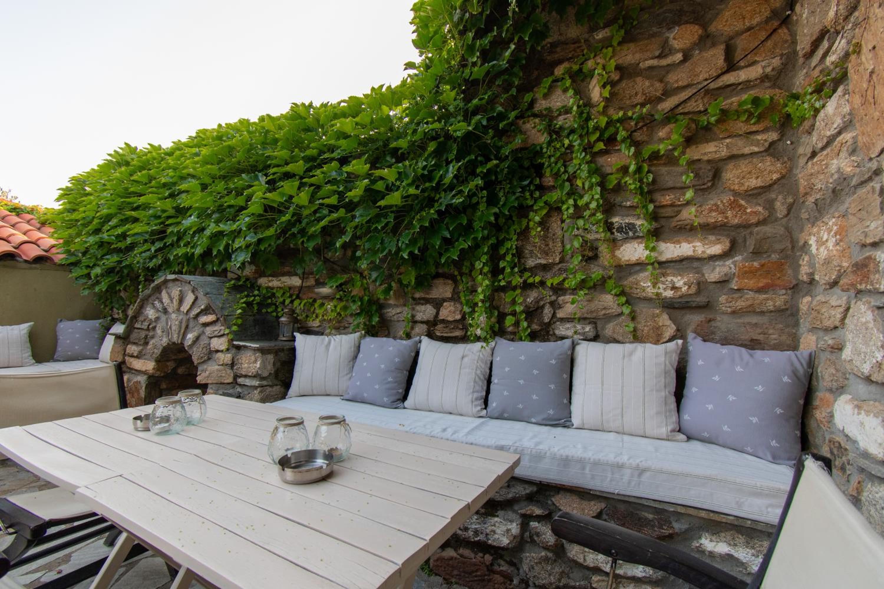 Oreiades Guesthouse