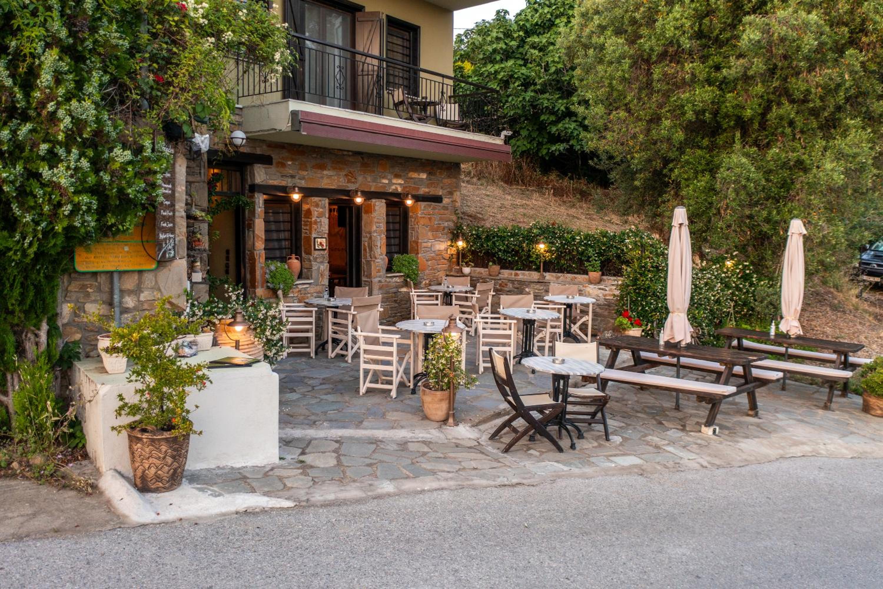 Oreiades Guesthouse
