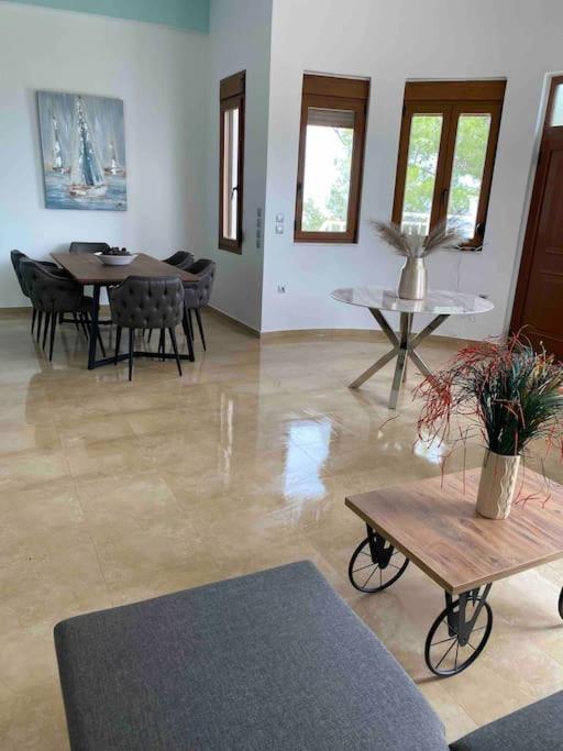 Kallithea Residence