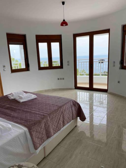 Kallithea Residence