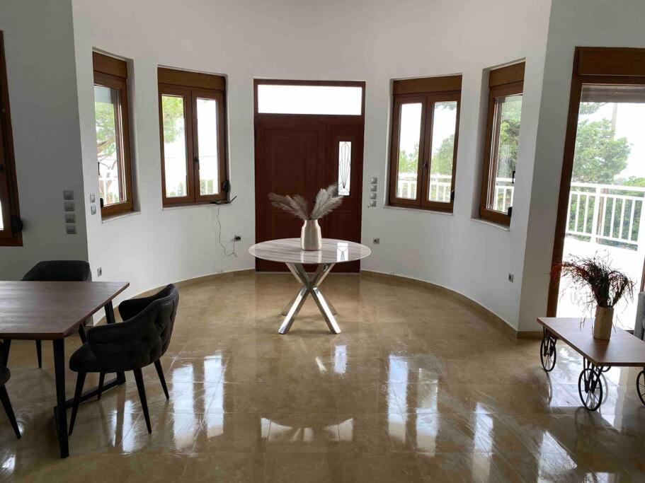 Kallithea Residence