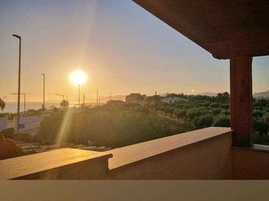 Mare e templi 2 en San Leone — balance & terrace